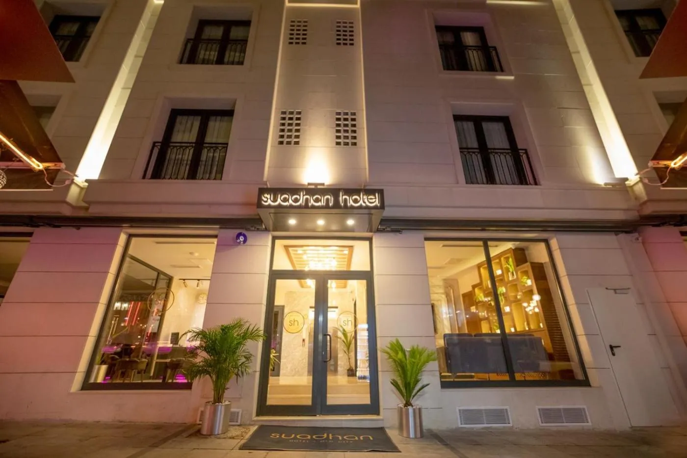 Property building in Suadhan Hotel