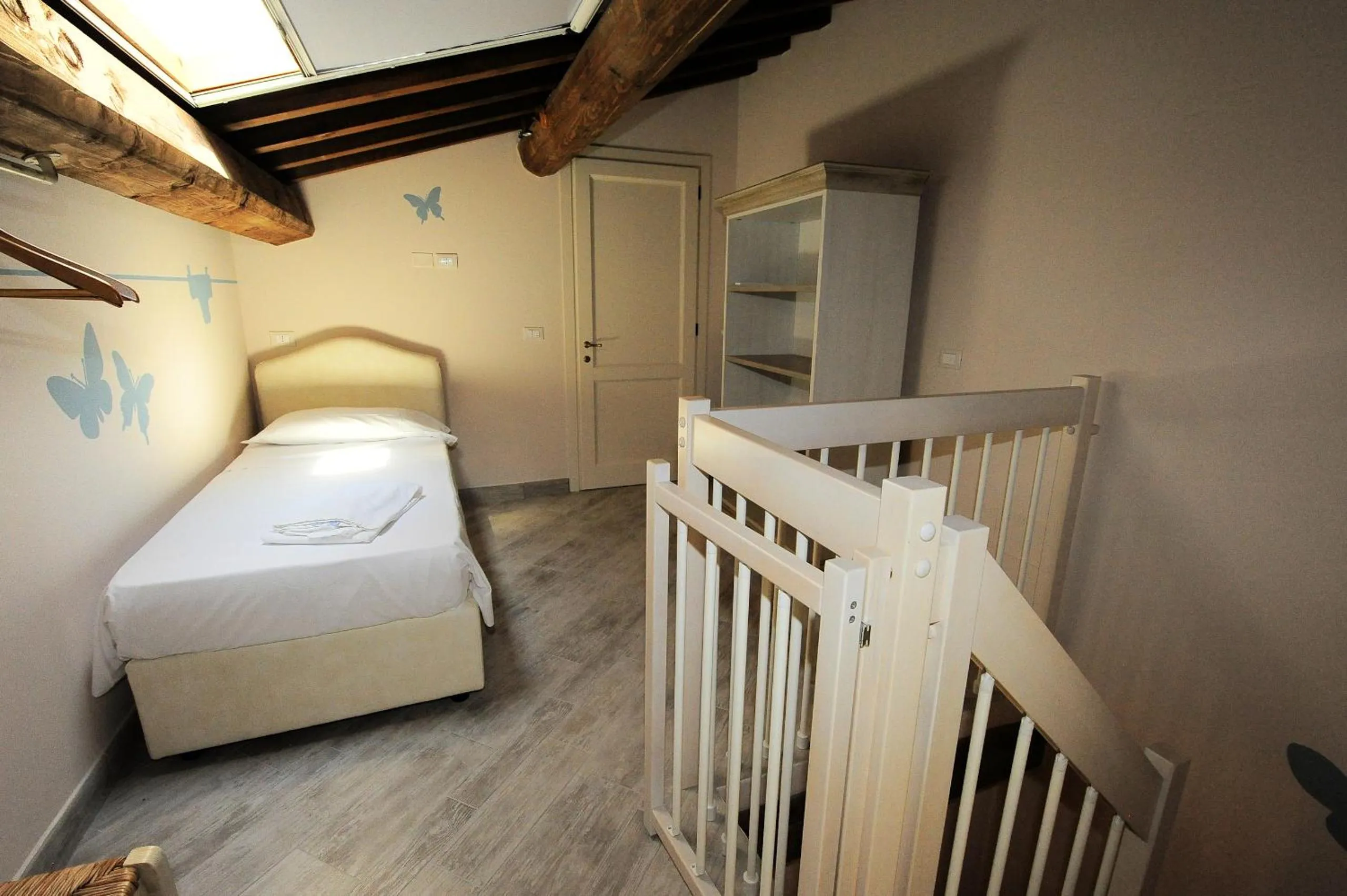 Bed in Fattoria Palazzeta - Pet & Family Friendly