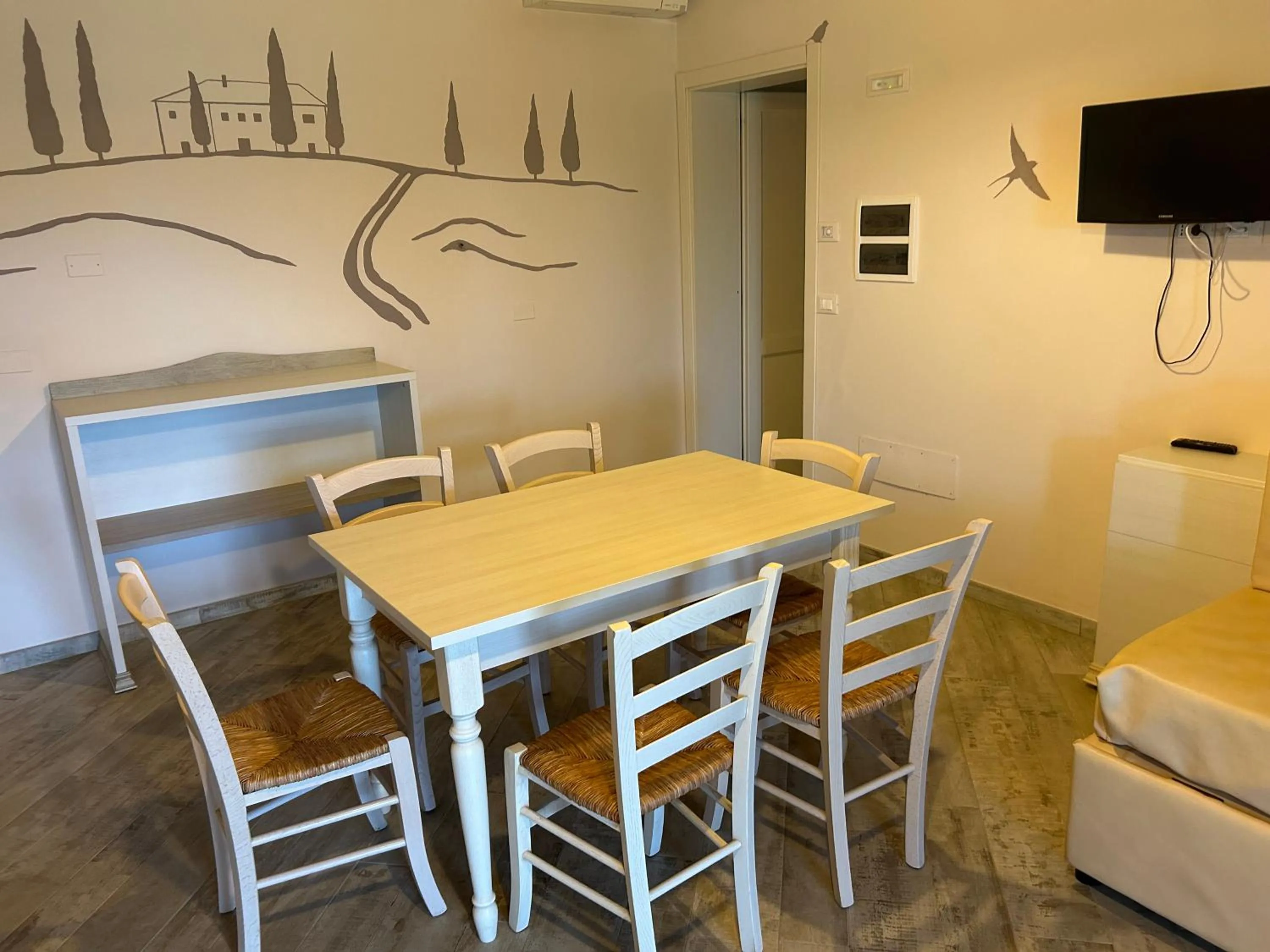 TV and multimedia in Fattoria Palazzeta - Pet & Family Friendly