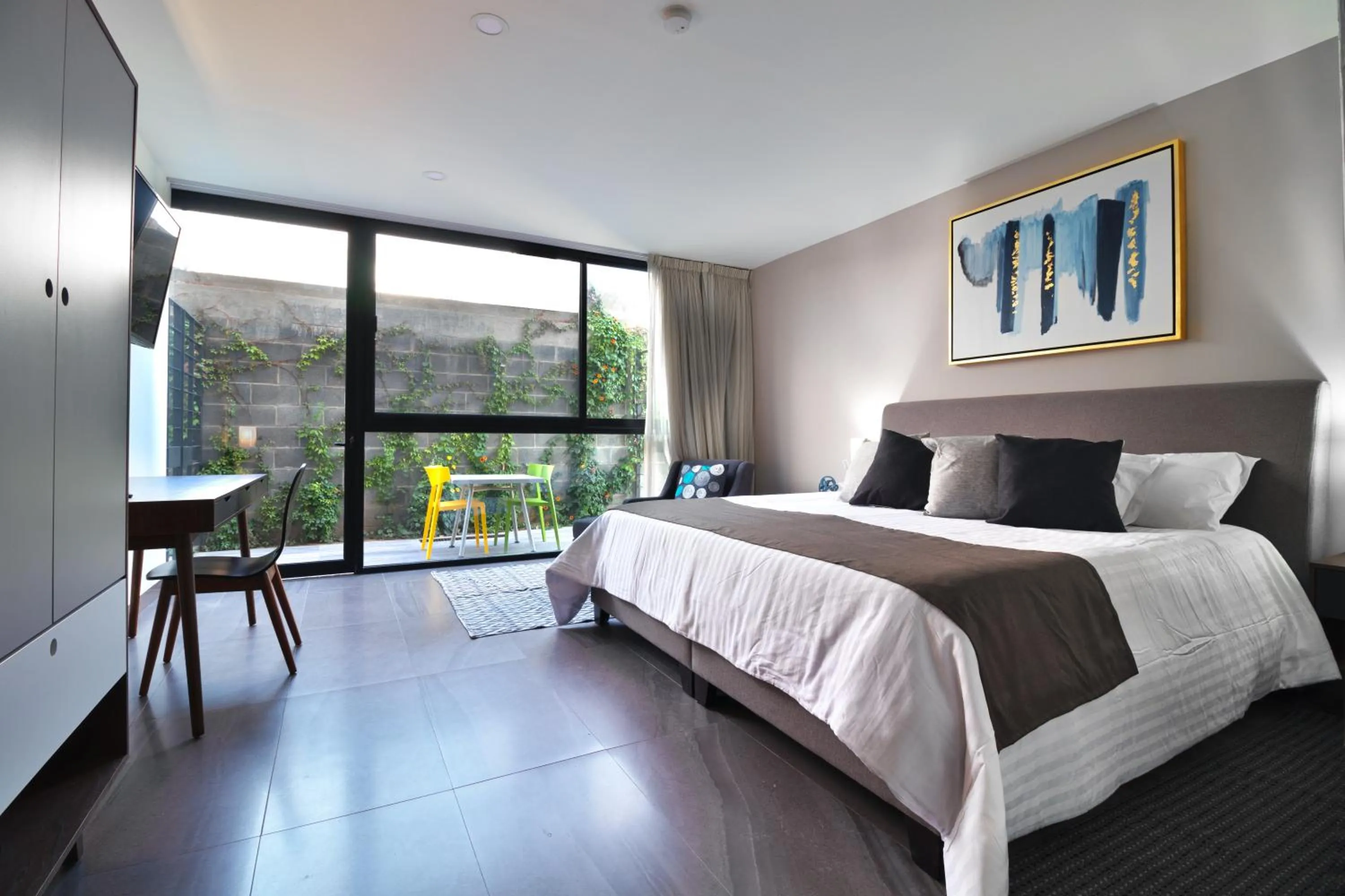 Bed in Arboleda 5 Luxury Lofts