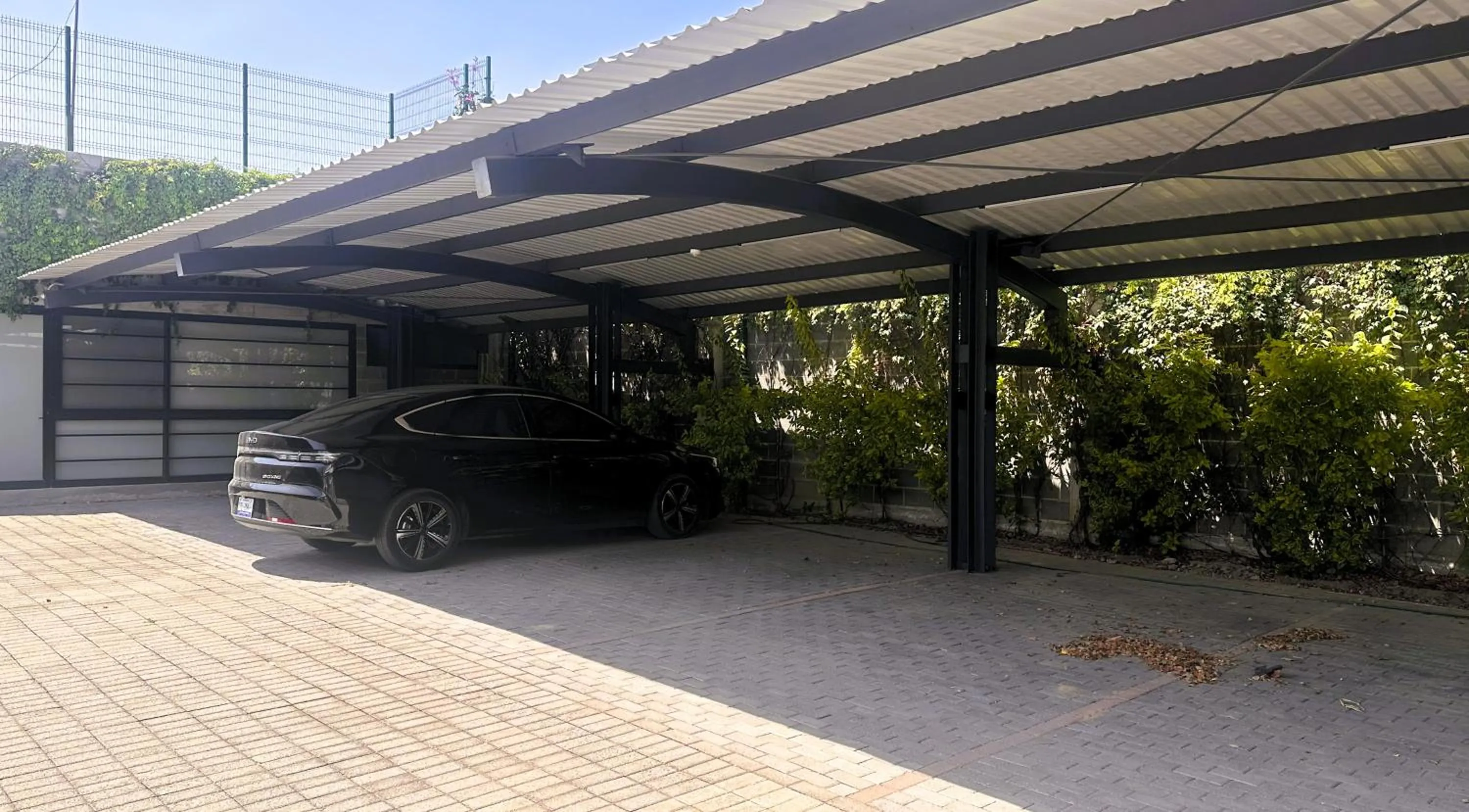 Parking in Arboleda 5 Luxury Lofts