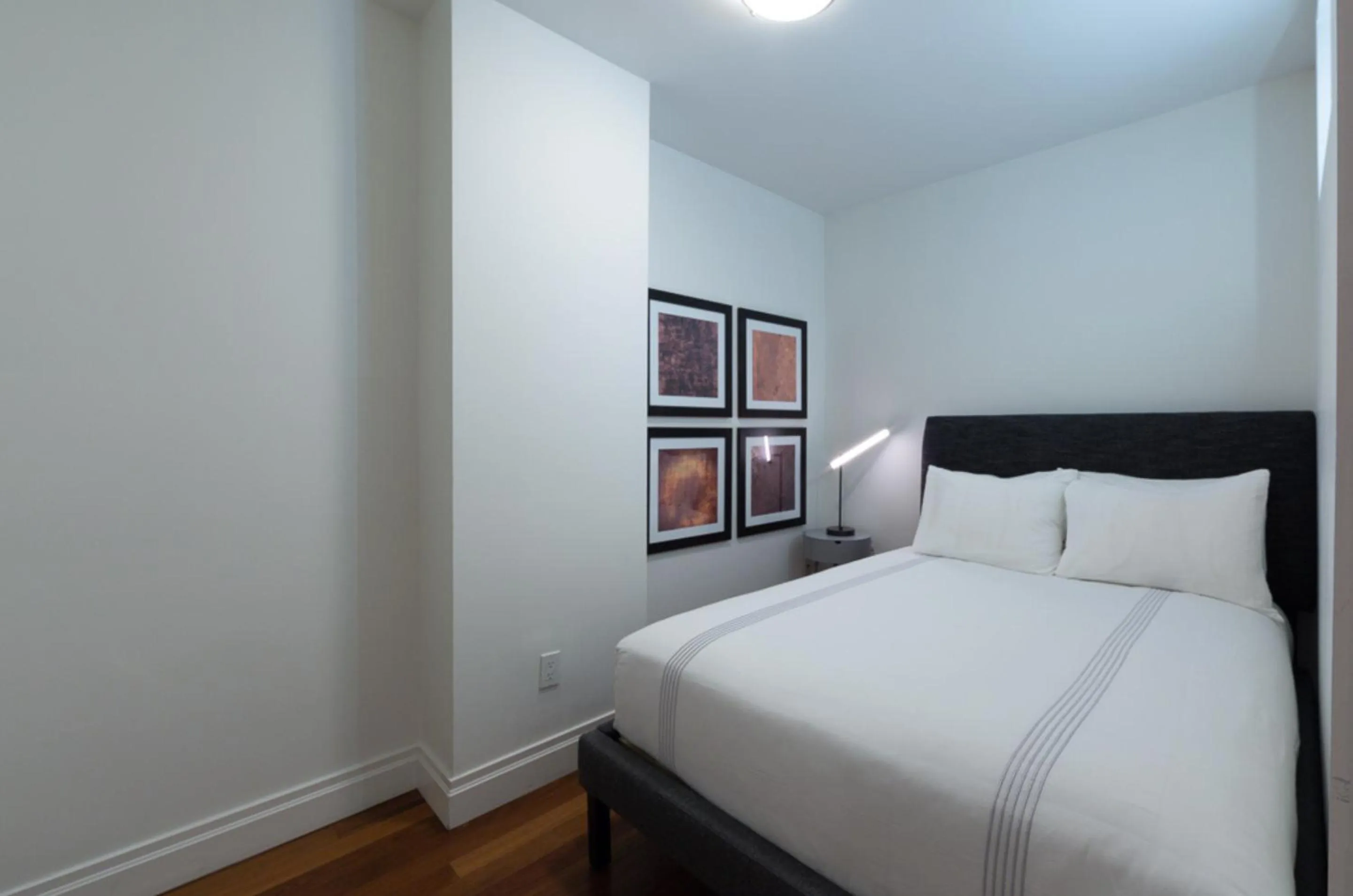 Bedroom, Bed in AKA Times Square