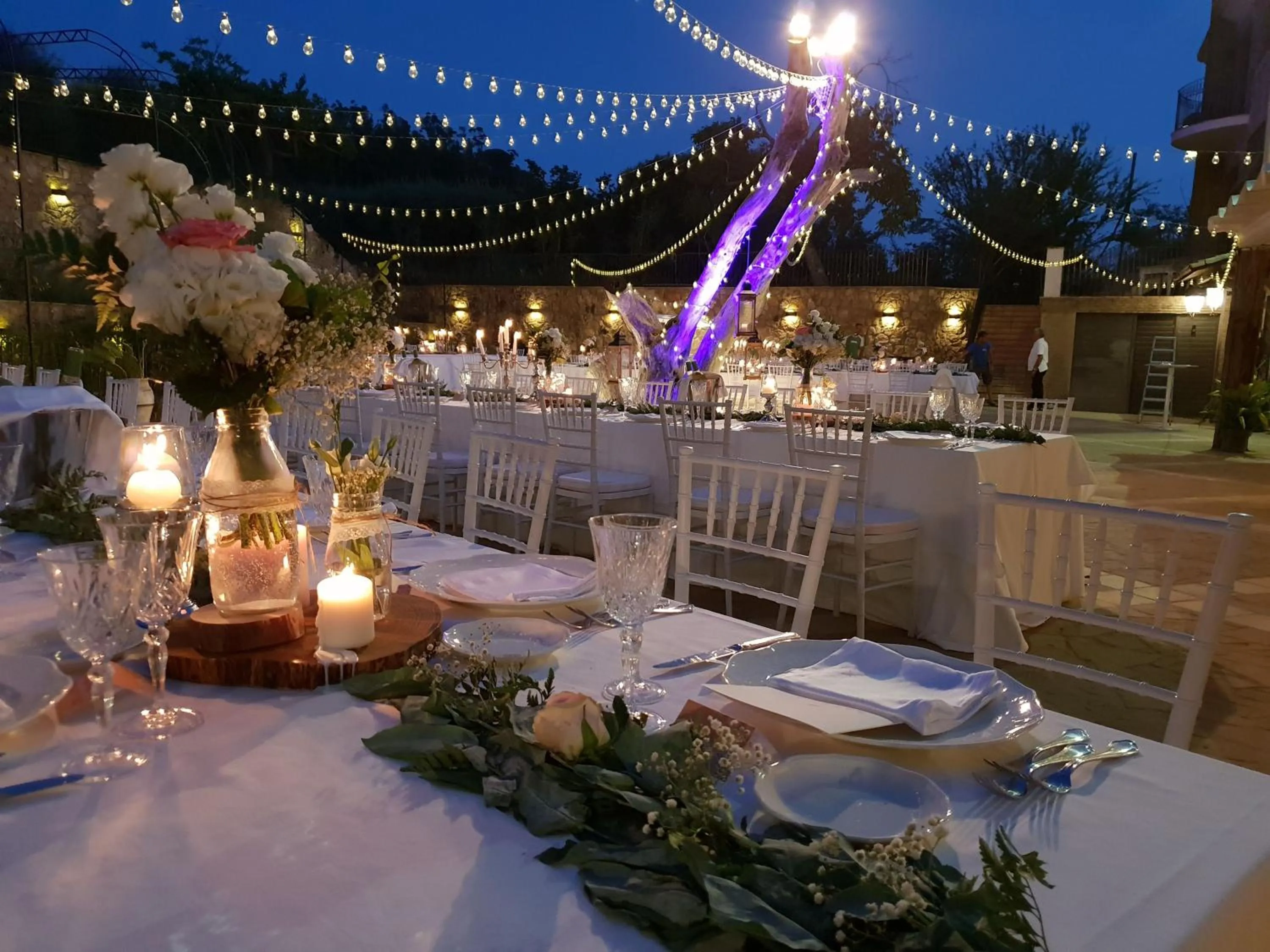 Restaurant/places to eat in Leano Agriresort