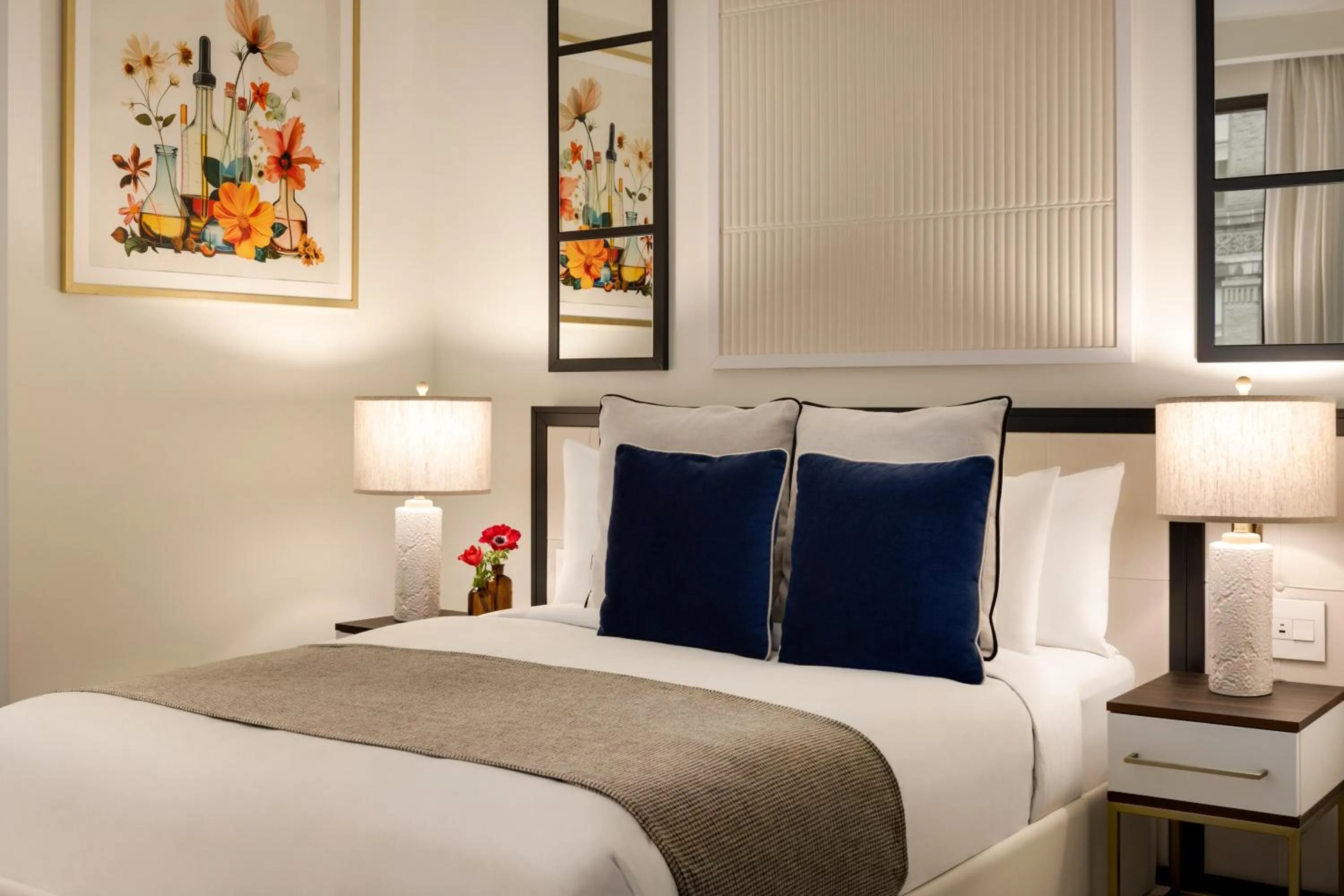 Bed in The Chemists Club Hotel