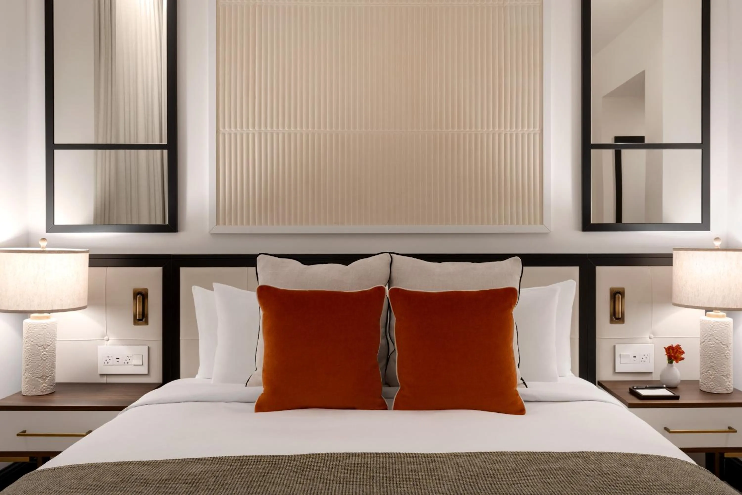 Bed in The Chemists Club Hotel