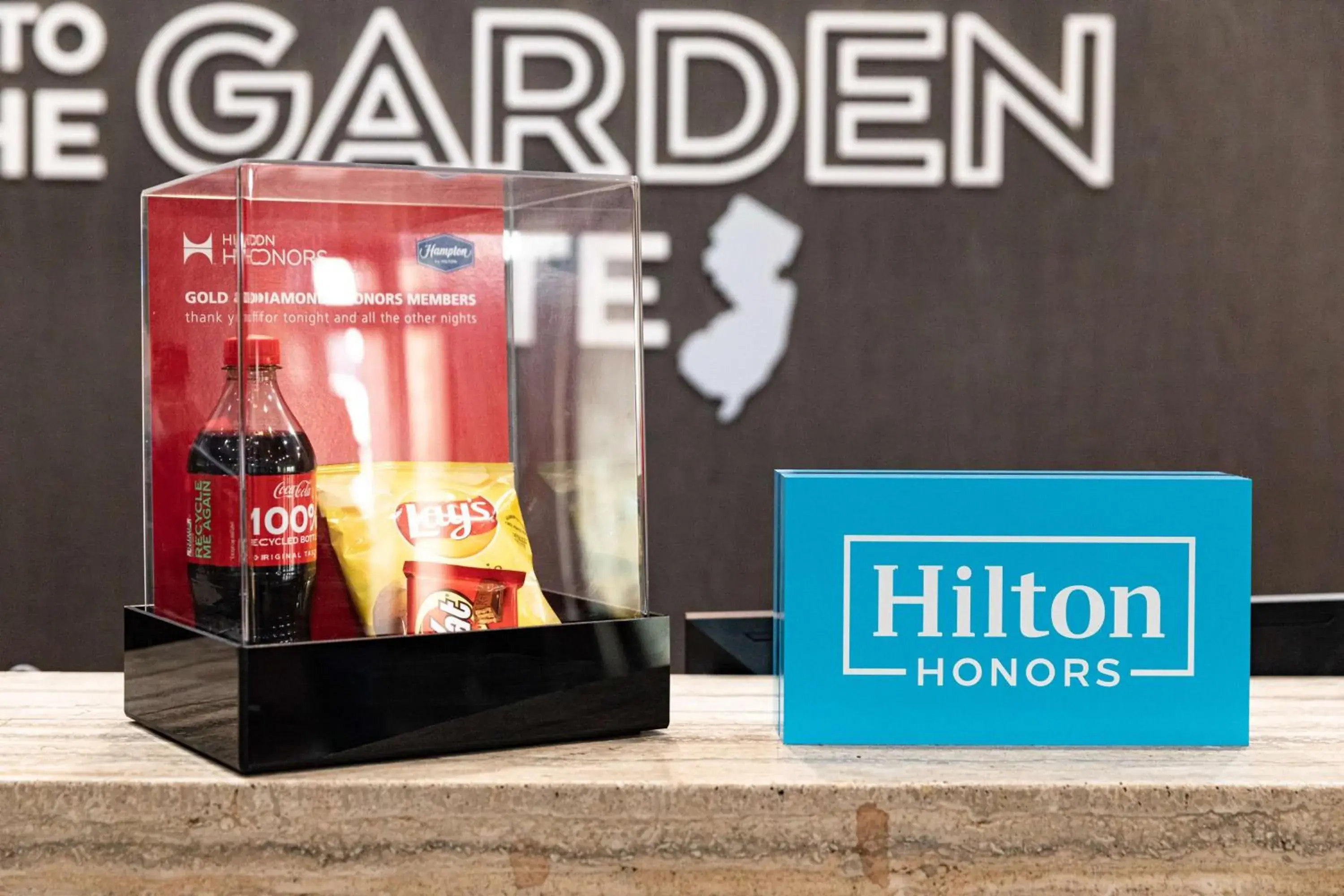 Lobby or reception in Hampton Inn & Suites By Hilton- Newark Airport Elizabeth Lobby or reception in Hampton Inn & Suites By Hilton- Newark Airport Elizabeth