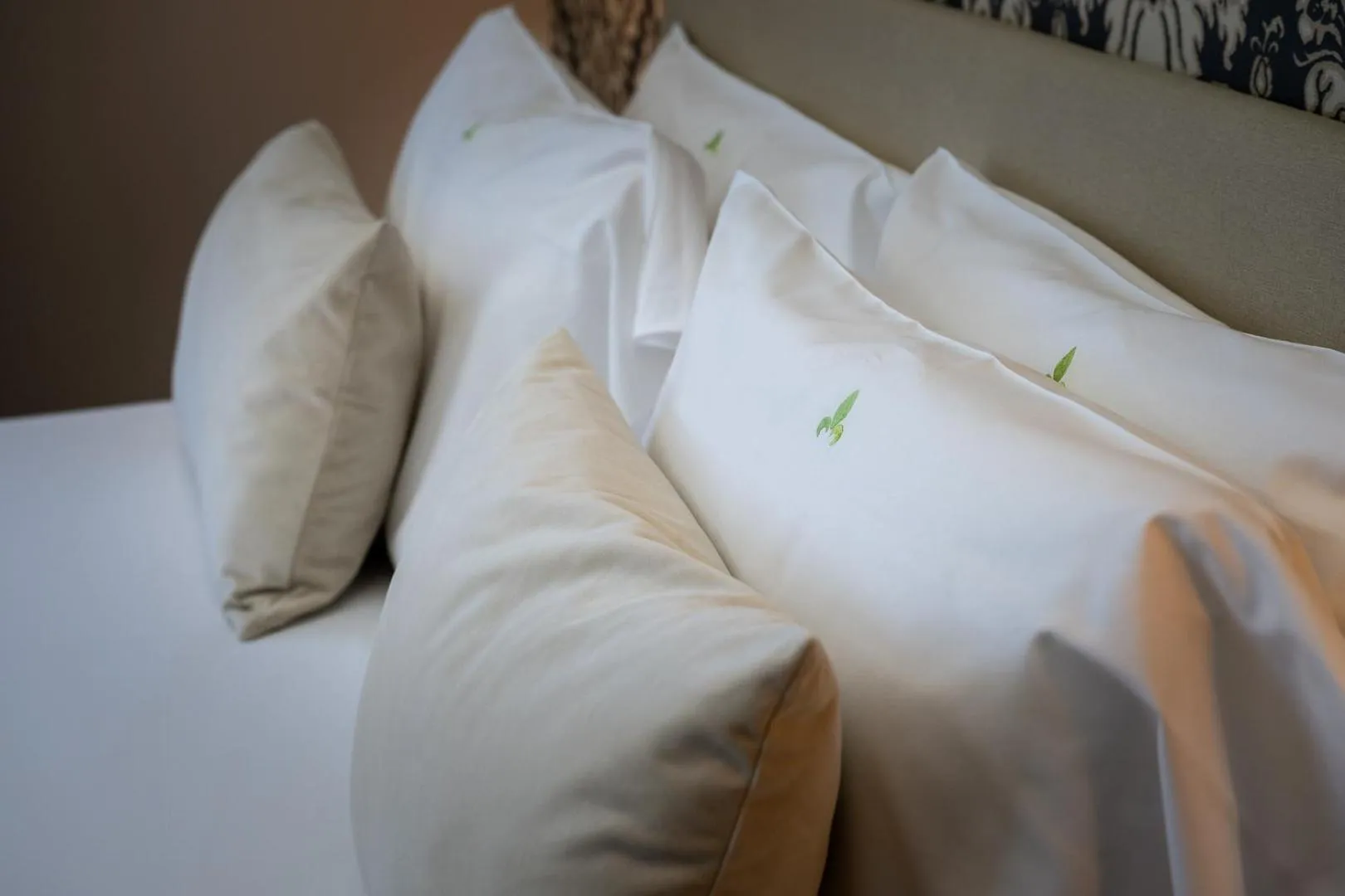 Decorative detail, Bed in Hotel Caravita