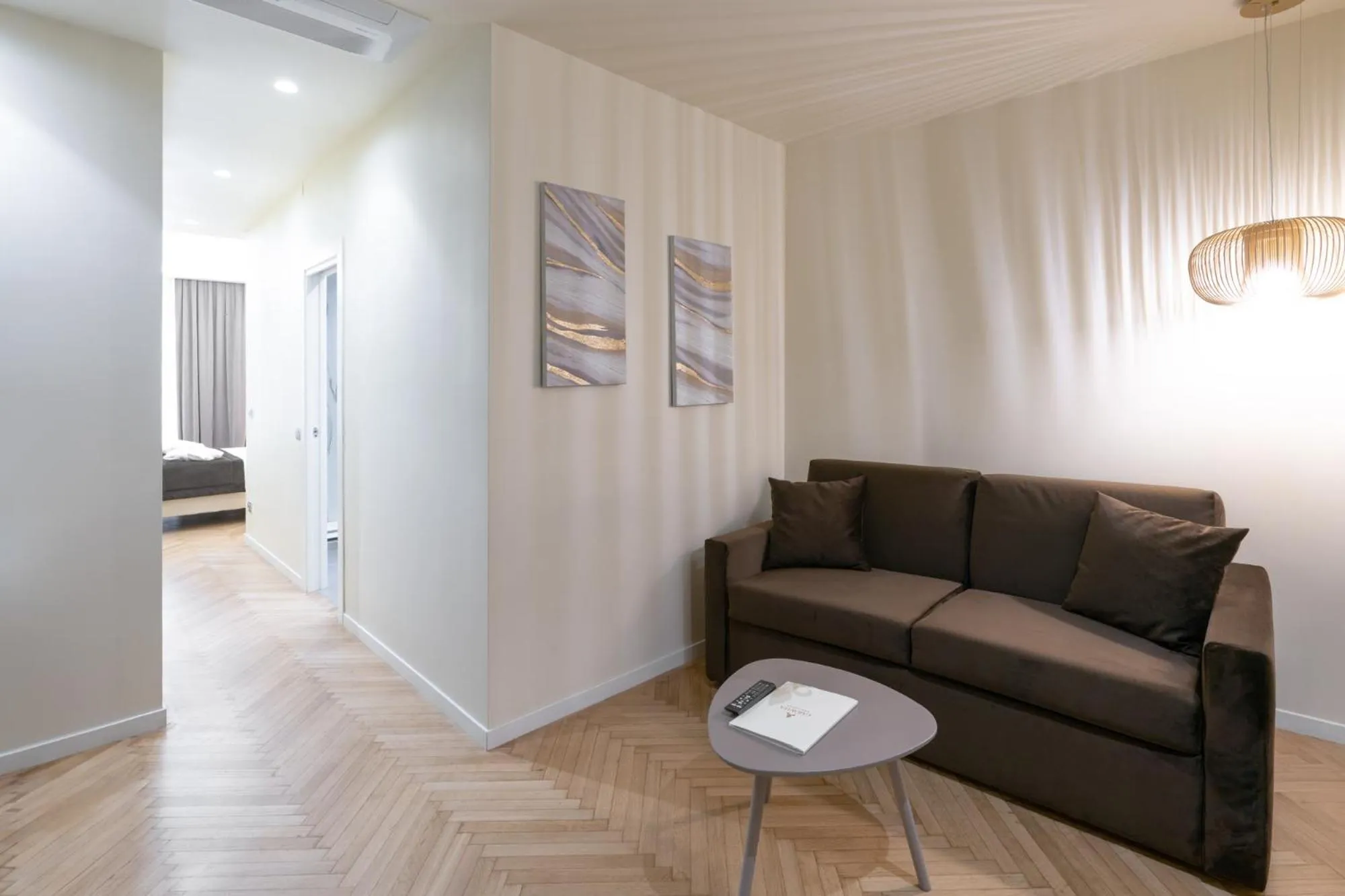 Seating area in Hotel Caravita