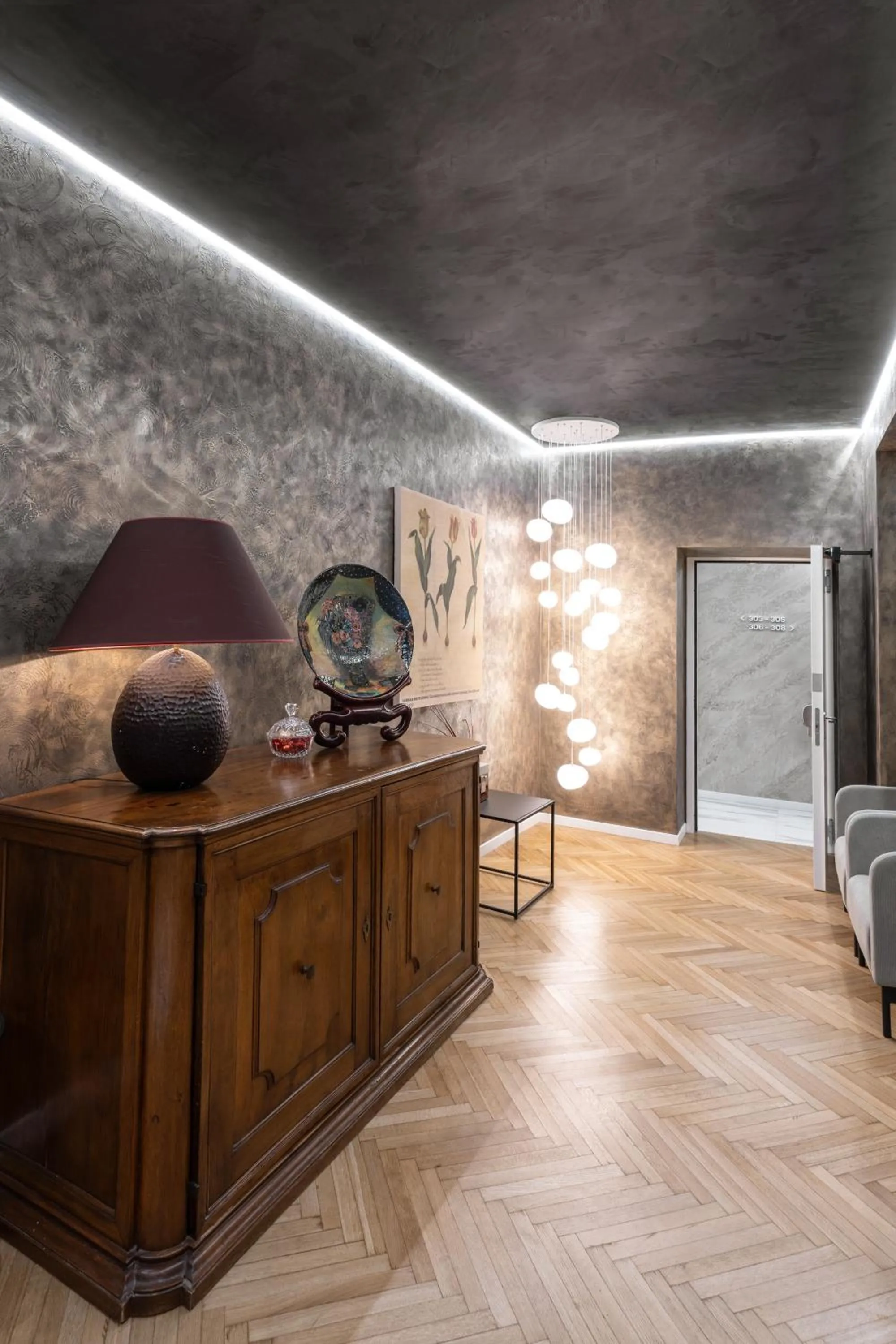 Seating area in Hotel Caravita