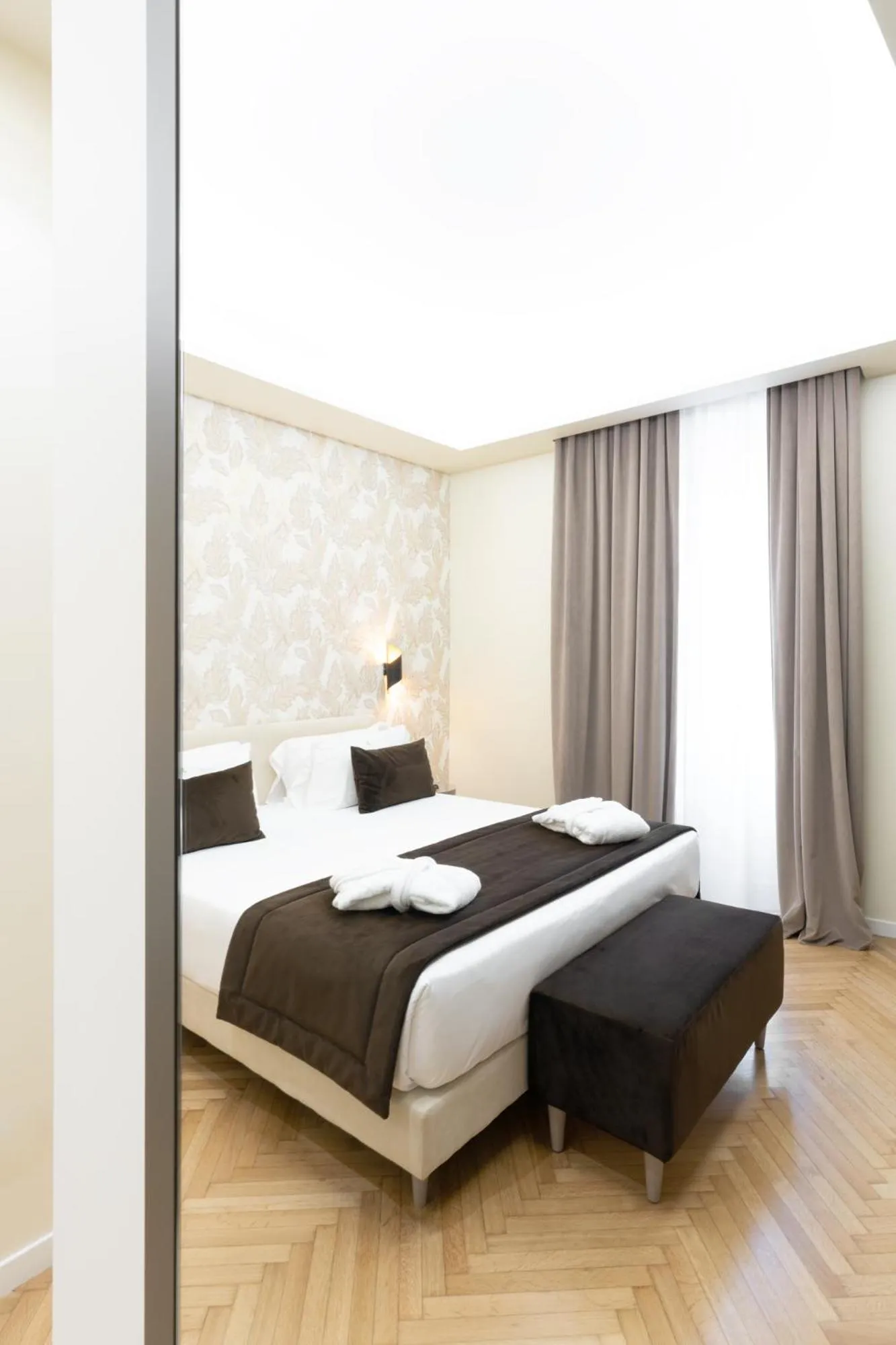 Bedroom, Bed in Hotel Caravita