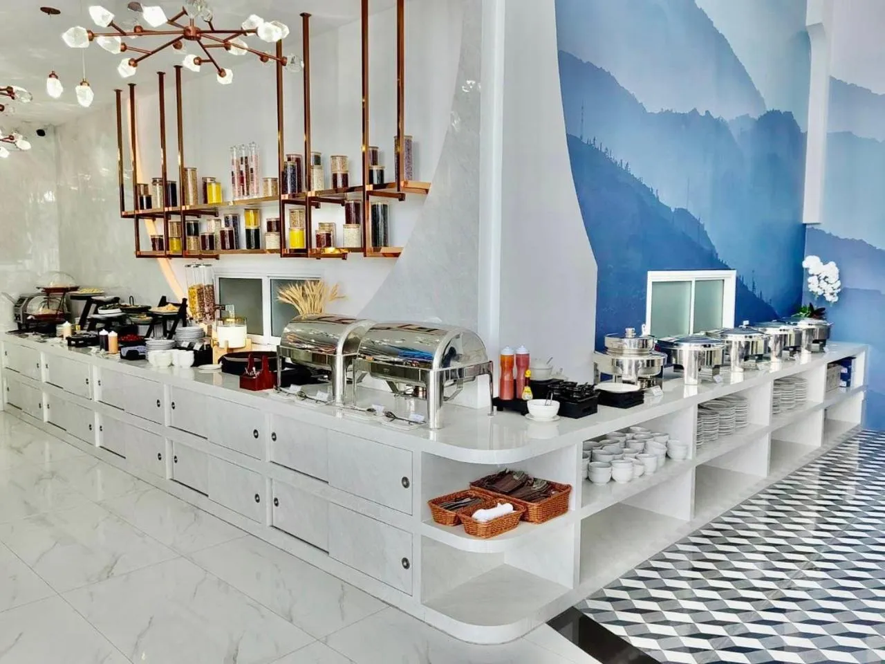 Restaurant/places to eat in Moose Hotel Chiangmai