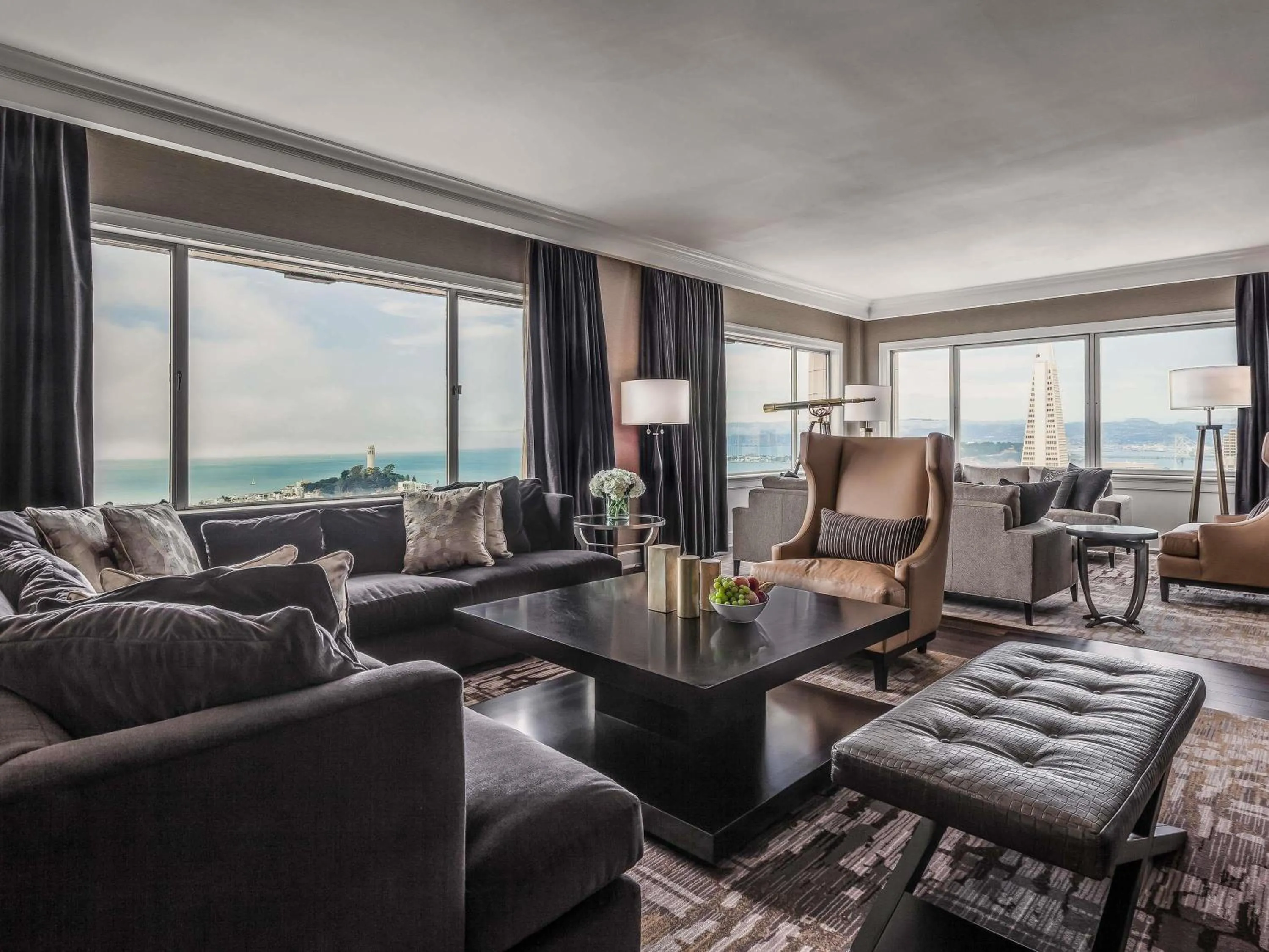 Bedroom in Fairmont San Francisco