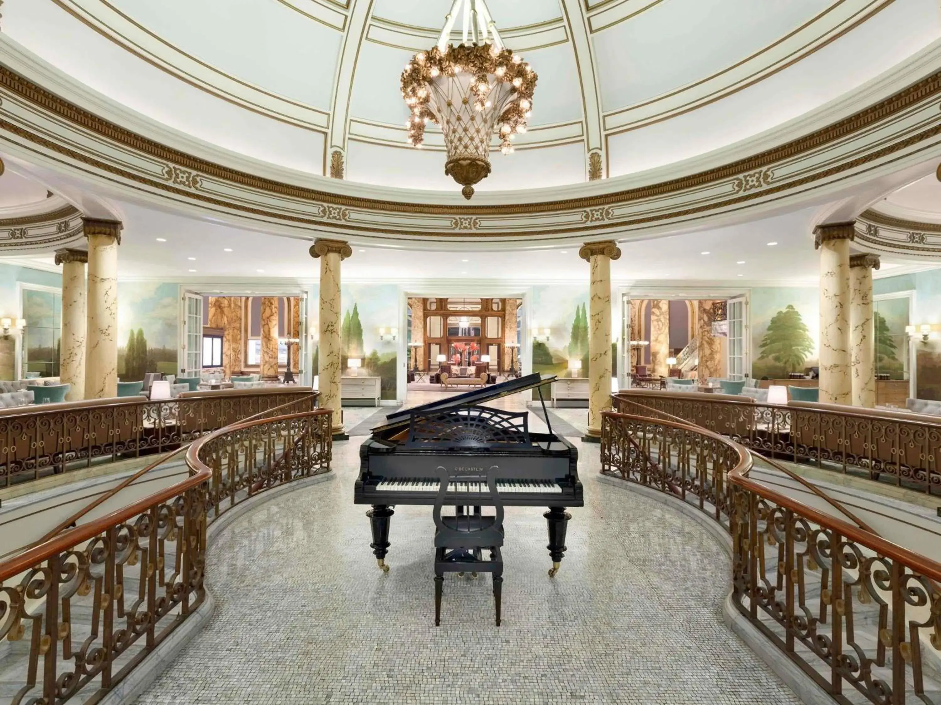 Restaurant/places to eat in Fairmont San Francisco Restaurant/places to eat in Fairmont San Francisco