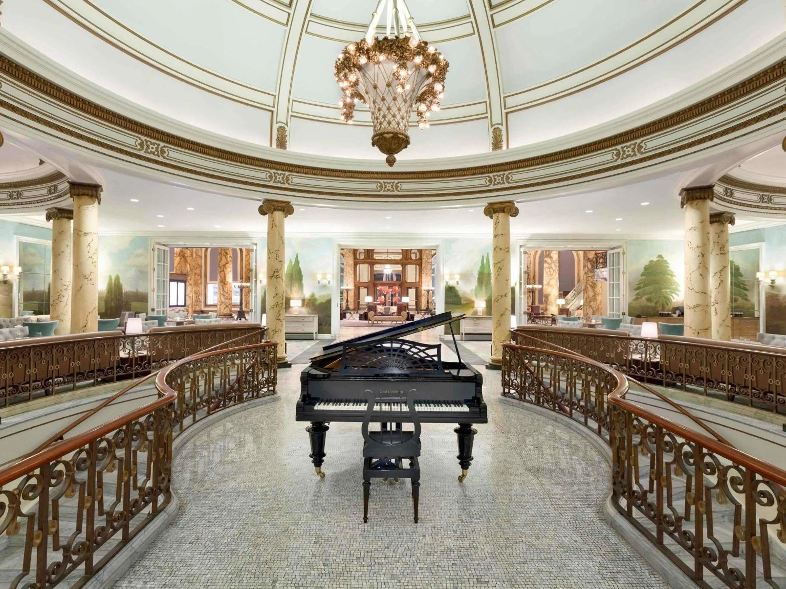 Restaurant/places to eat in Fairmont San Francisco