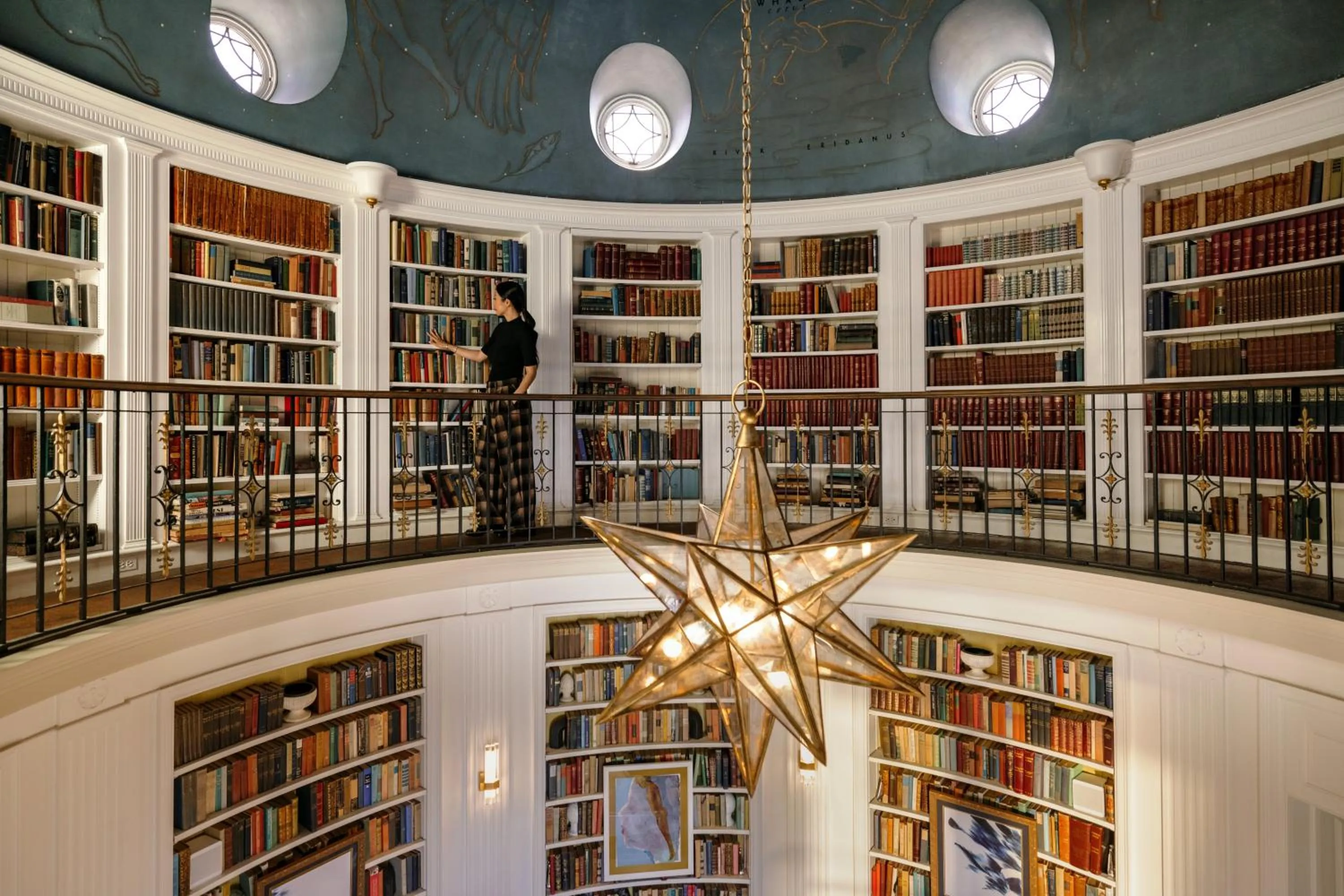 Library in Fairmont San Francisco
