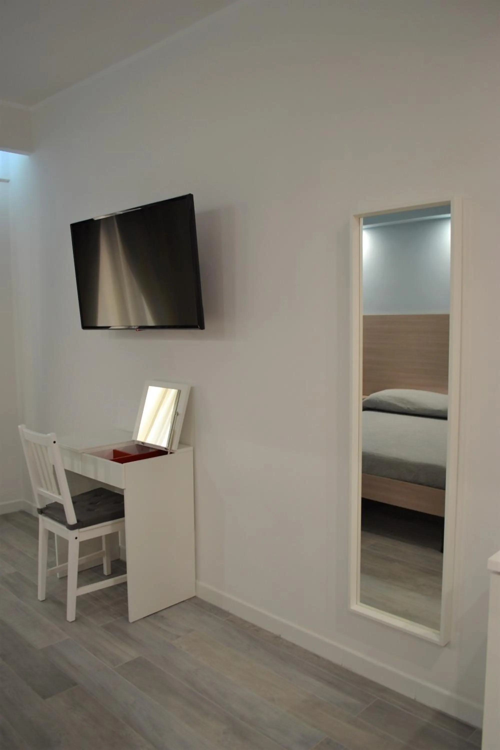 TV and multimedia, Bed in Nazionale Suite