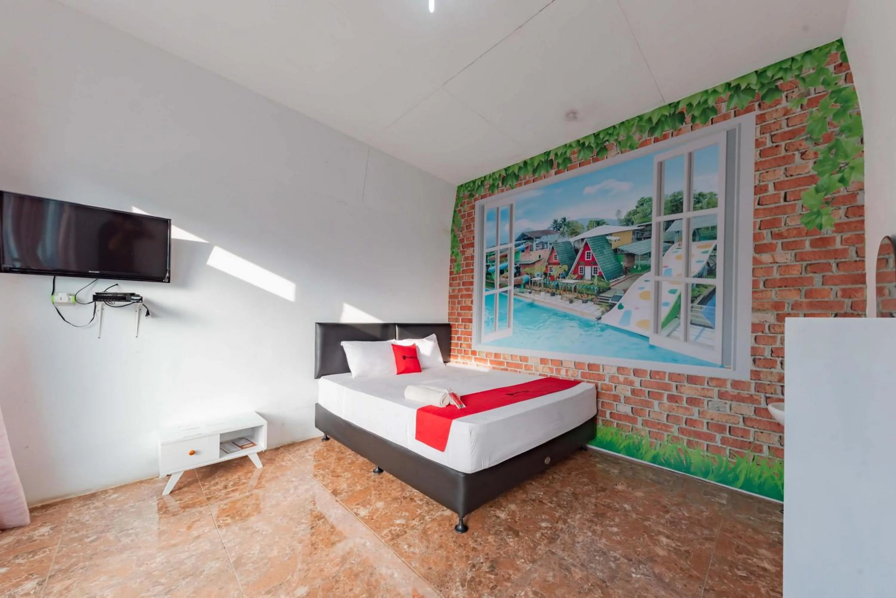 Bedroom, Bed in RedDoorz Resort Syariah @ Jaya Tirta Abadi