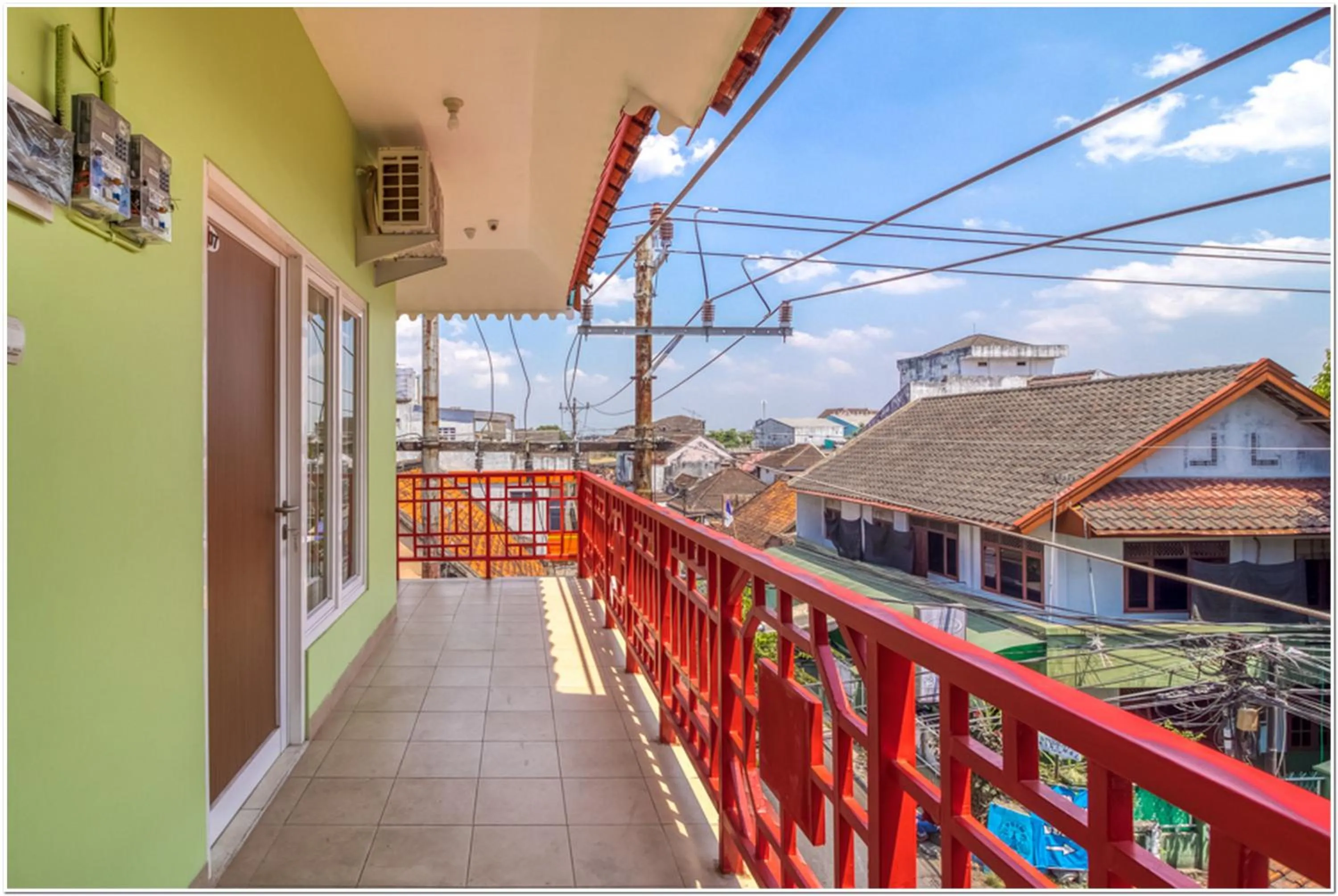 Balcony/Terrace in RedDoorz near Ramai Mall Malioboro