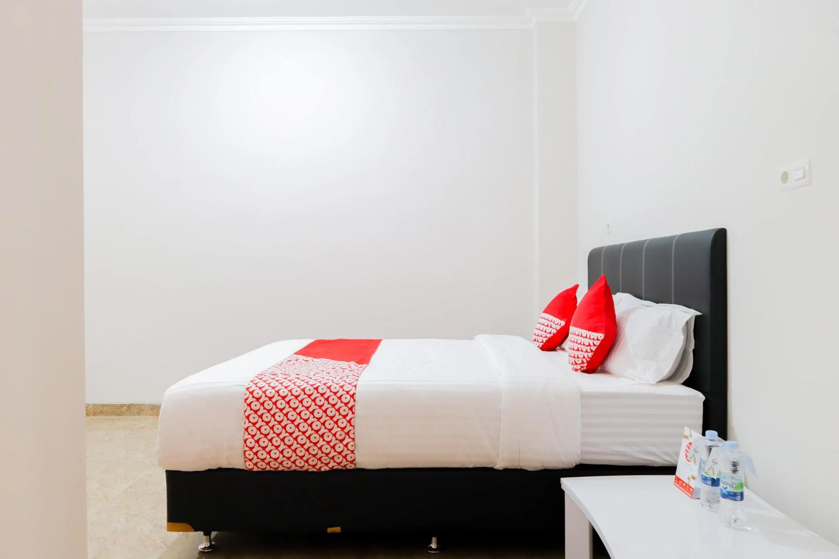 Bedroom, Bed in Hotel O Axl Residence