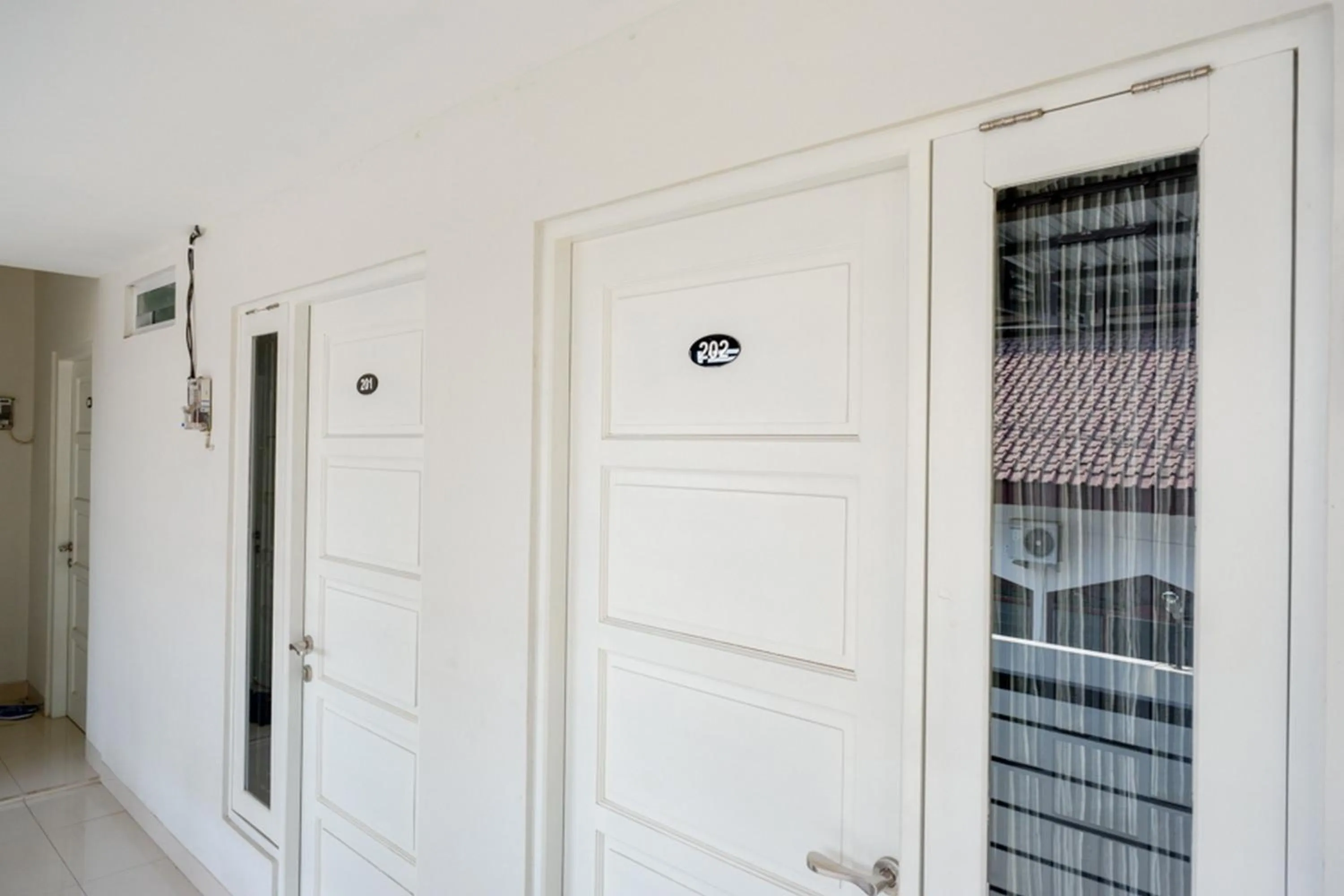 RedDoorz Plus Syariah near Stasiun Tegal 2