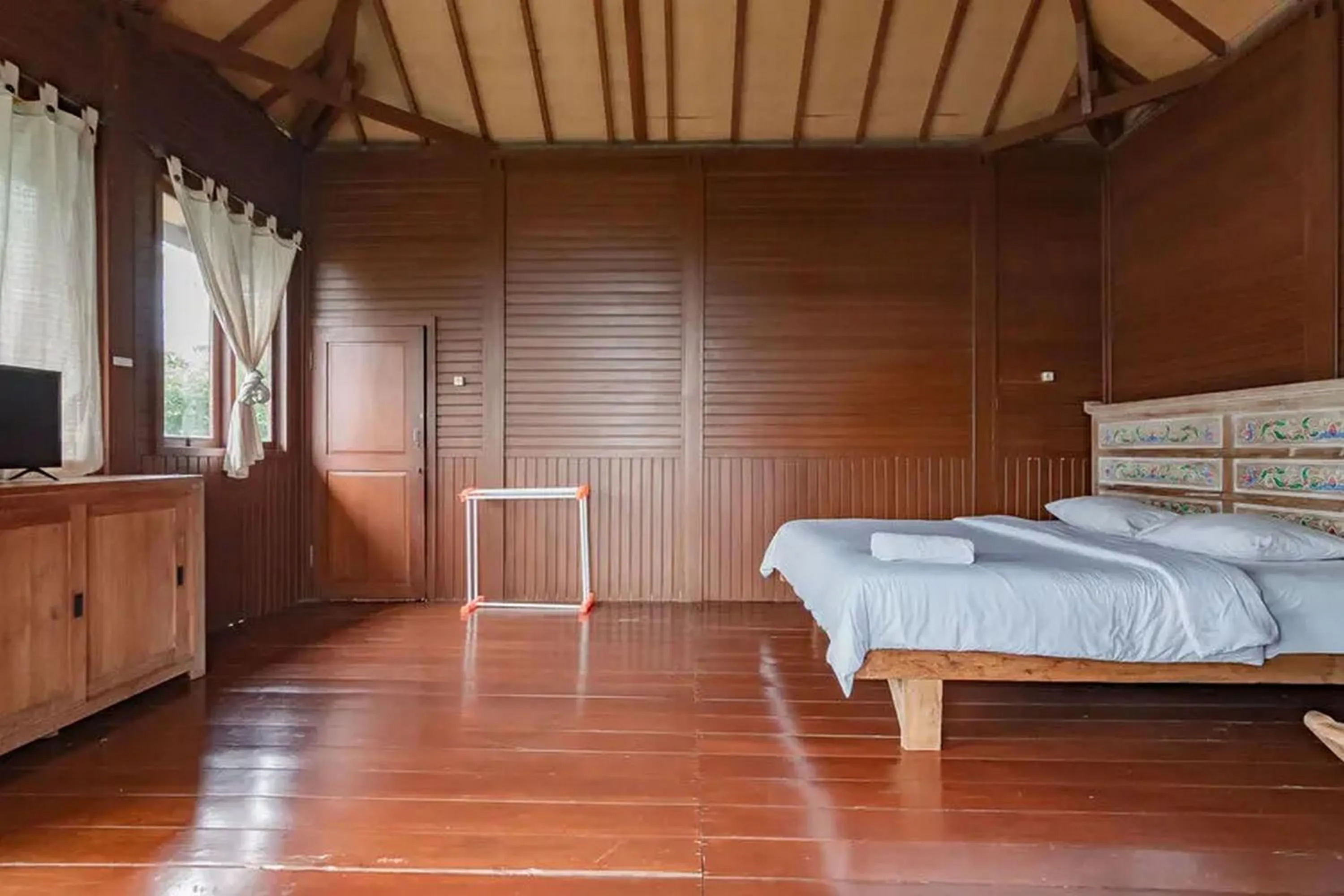 Bedroom, Bed in Kanaka Residence Mitra RedDoorz