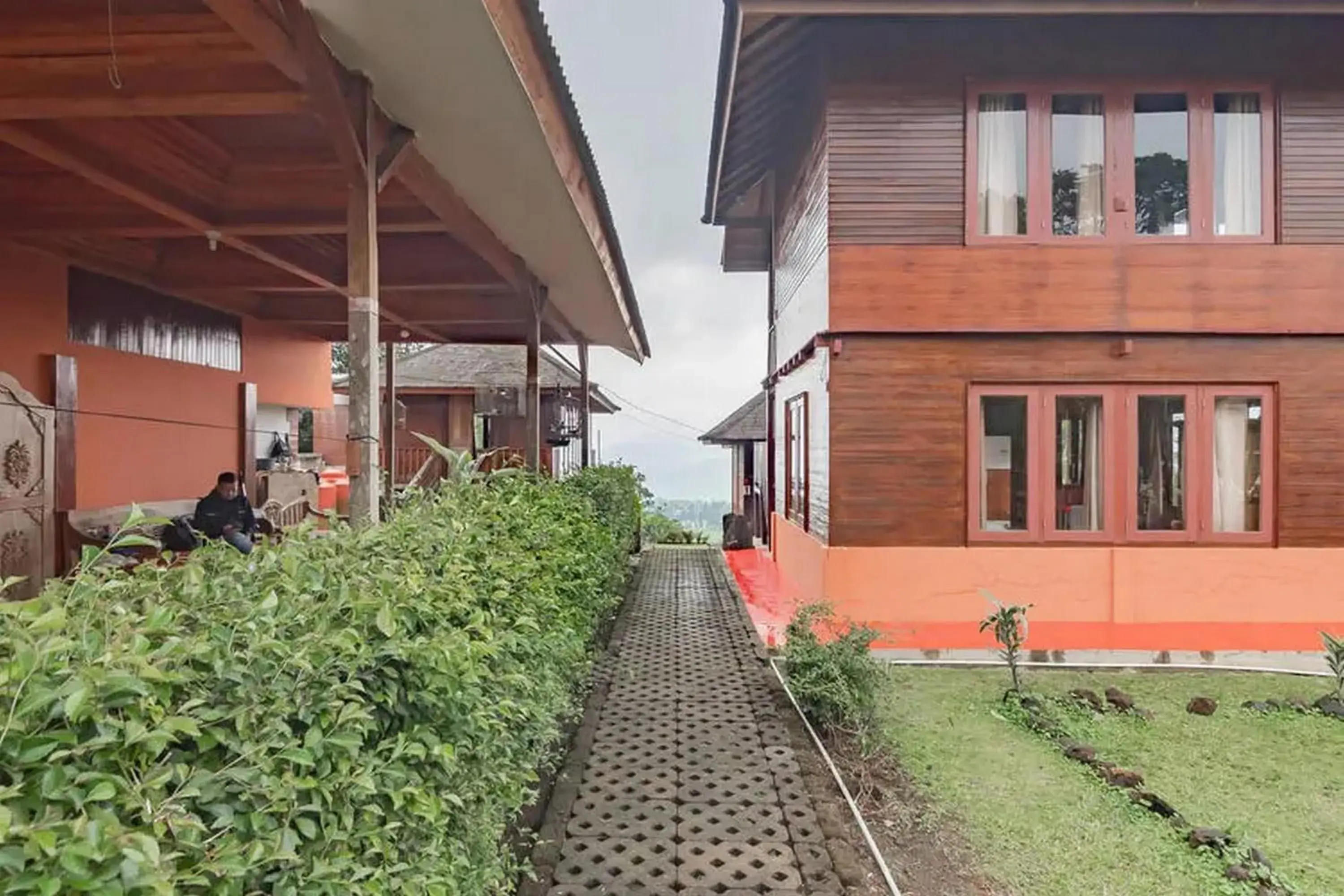 Property building in Kanaka Residence Mitra RedDoorz Property building in Kanaka Residence Mitra RedDoorz