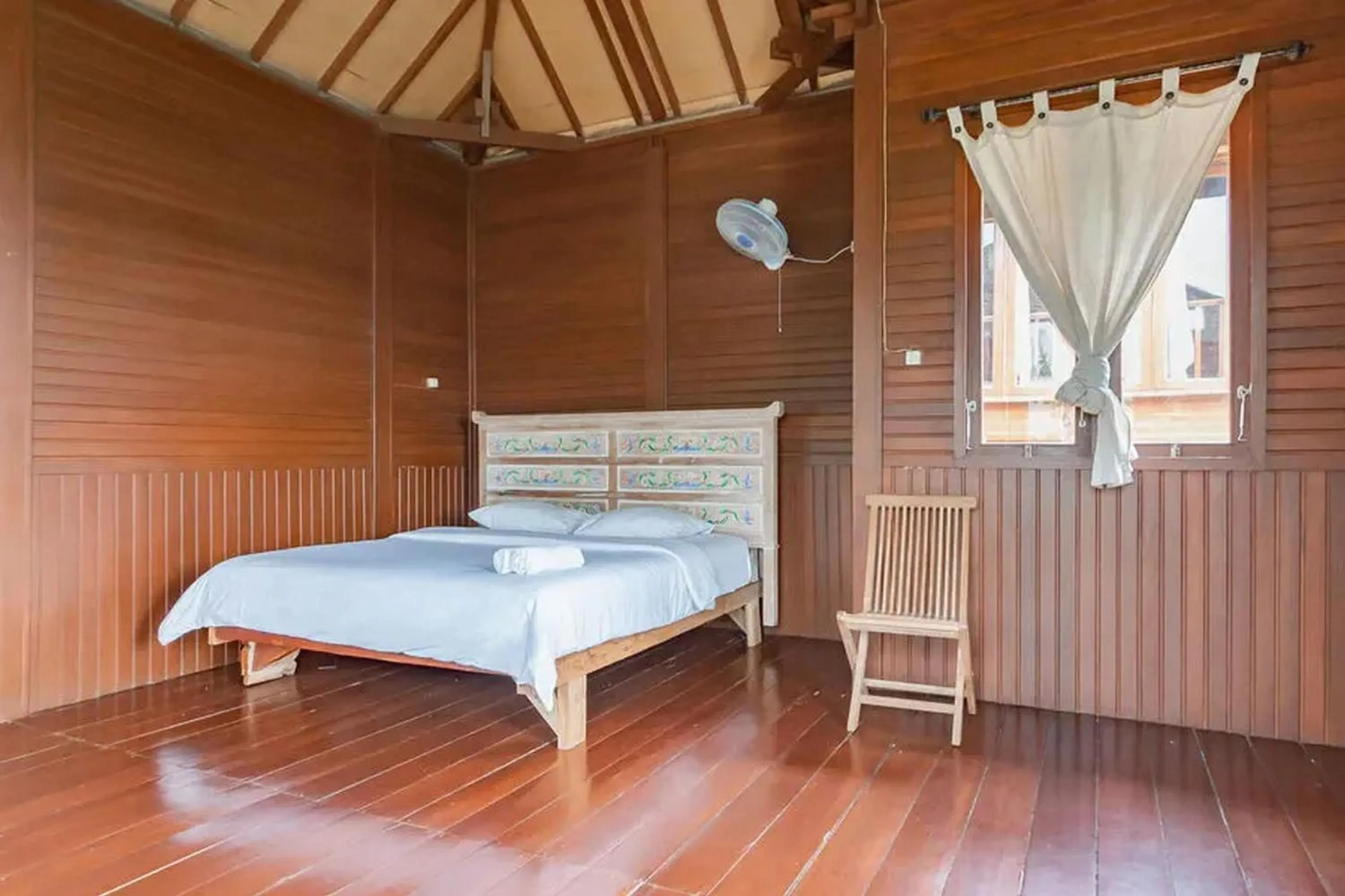 Bedroom, Bed in Kanaka Residence Mitra RedDoorz