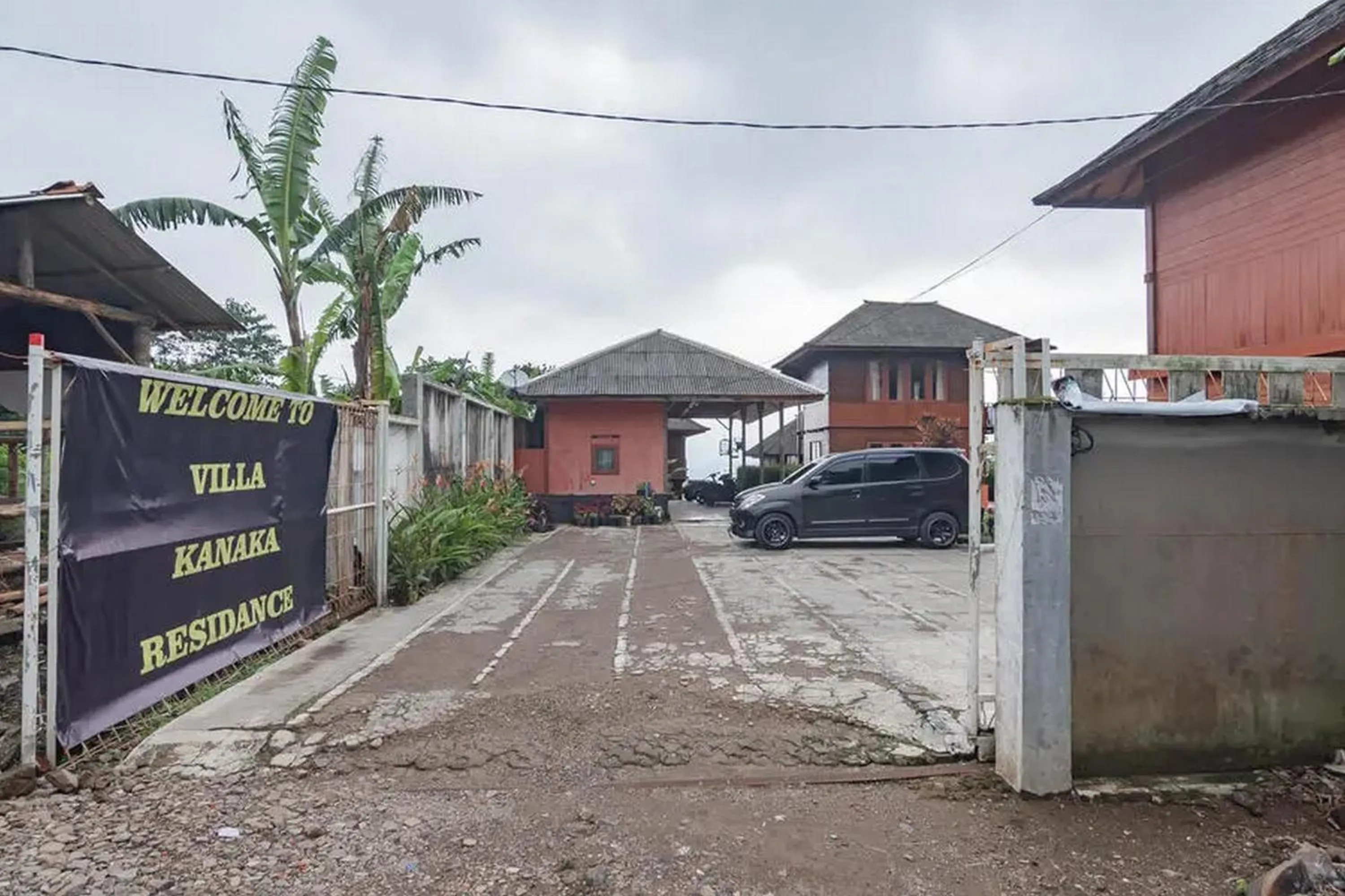 Property building in Kanaka Residence Mitra RedDoorz