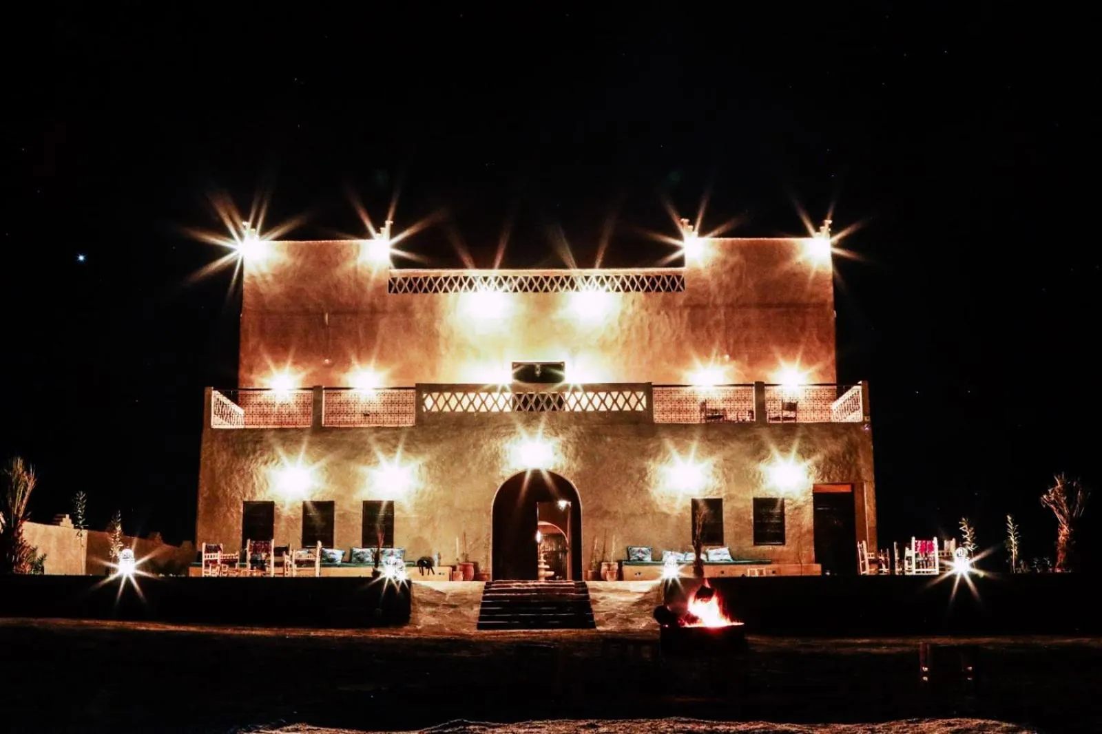 Property building in Riad Caravasar