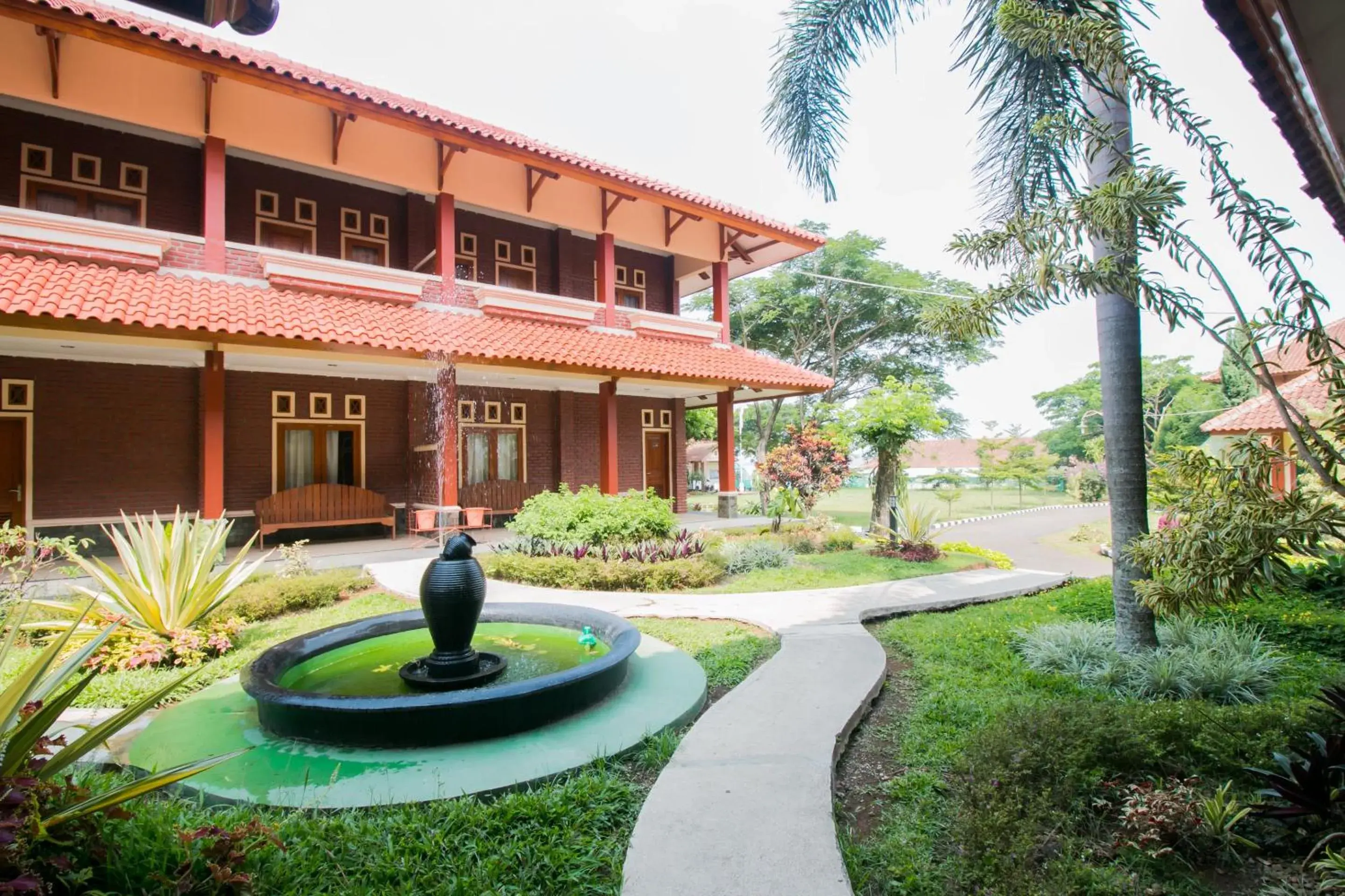 Hotel O Edotel Smkn 1 Pacet Syariah Hotel O Edotel Smkn 1 Pacet Syariah