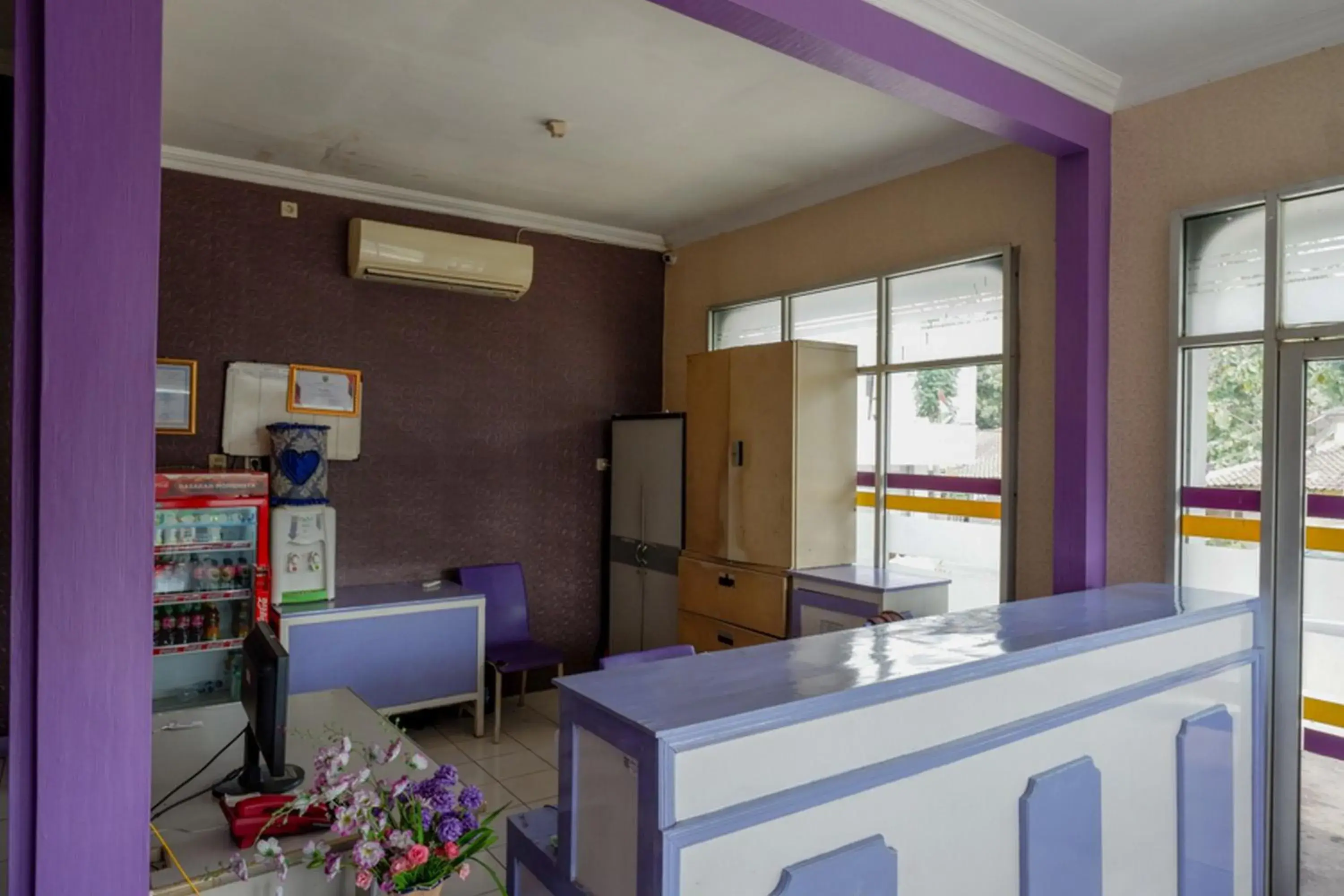 Lobby or reception in RedDoorz near RSUD Kebumen Lobby or reception in RedDoorz near RSUD Kebumen