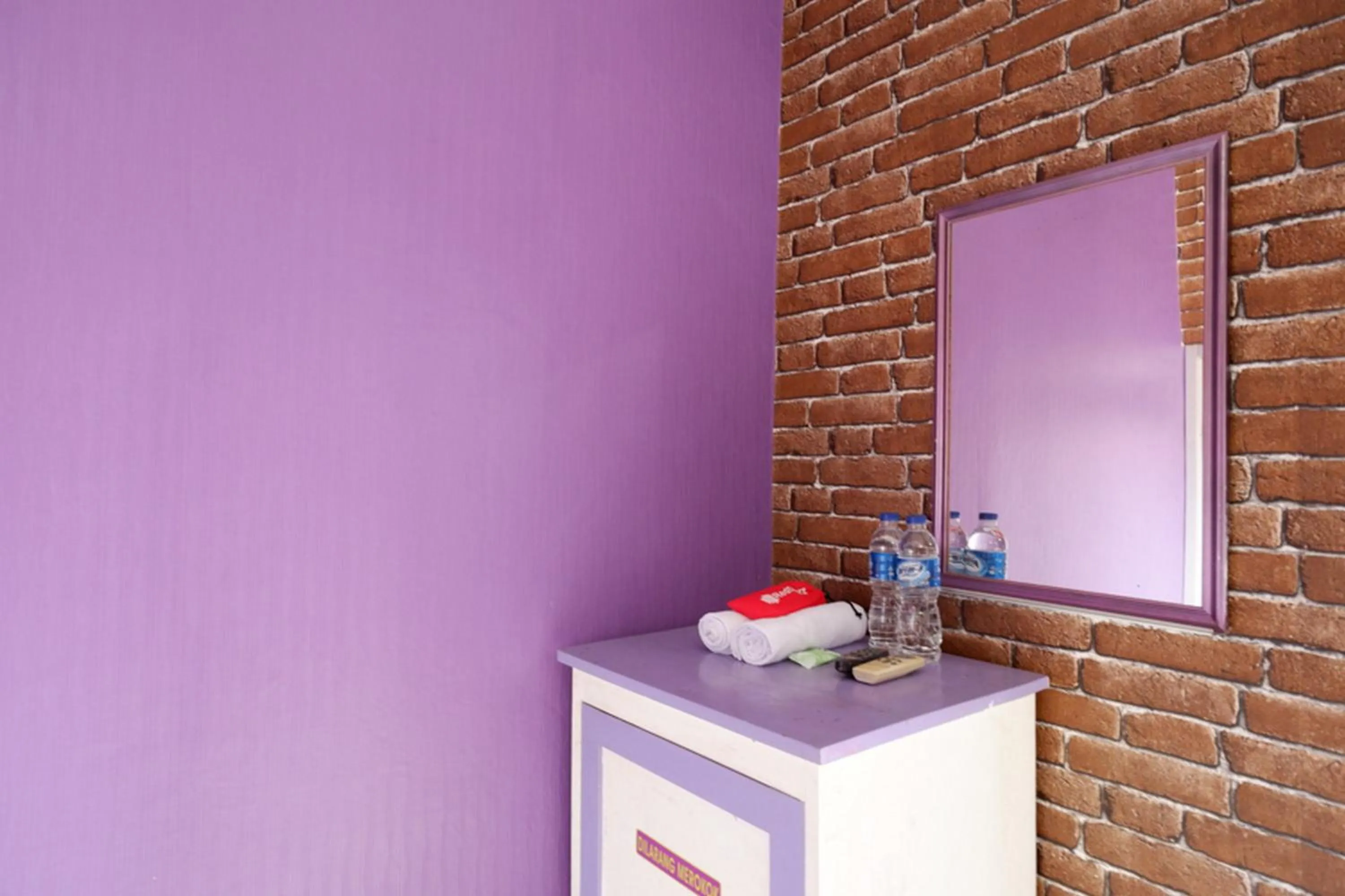 Bedroom in RedDoorz near RSUD Kebumen