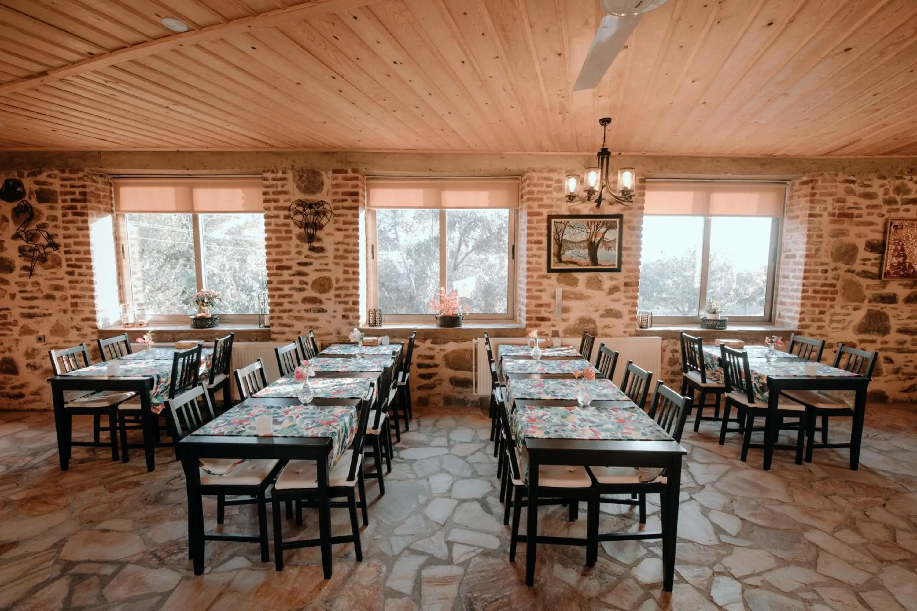 Restaurant/places to eat in Birgi Rukim Otel Restaurant/places to eat in Birgi Rukim Otel