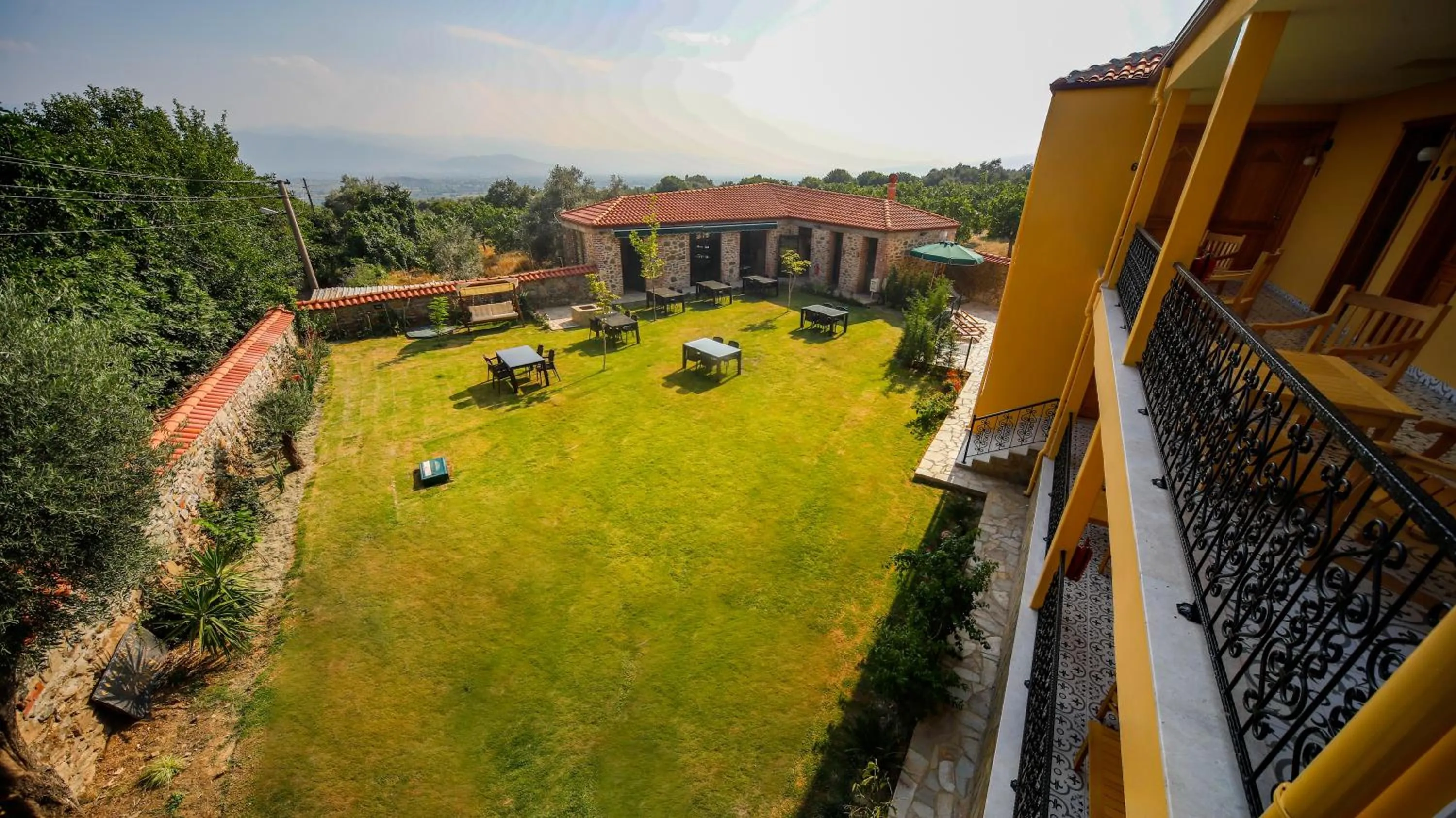 Patio in Birgi Rukim Otel