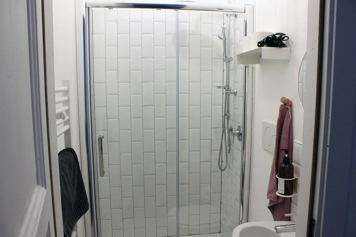 Shower in Bamboo Eco Hostel