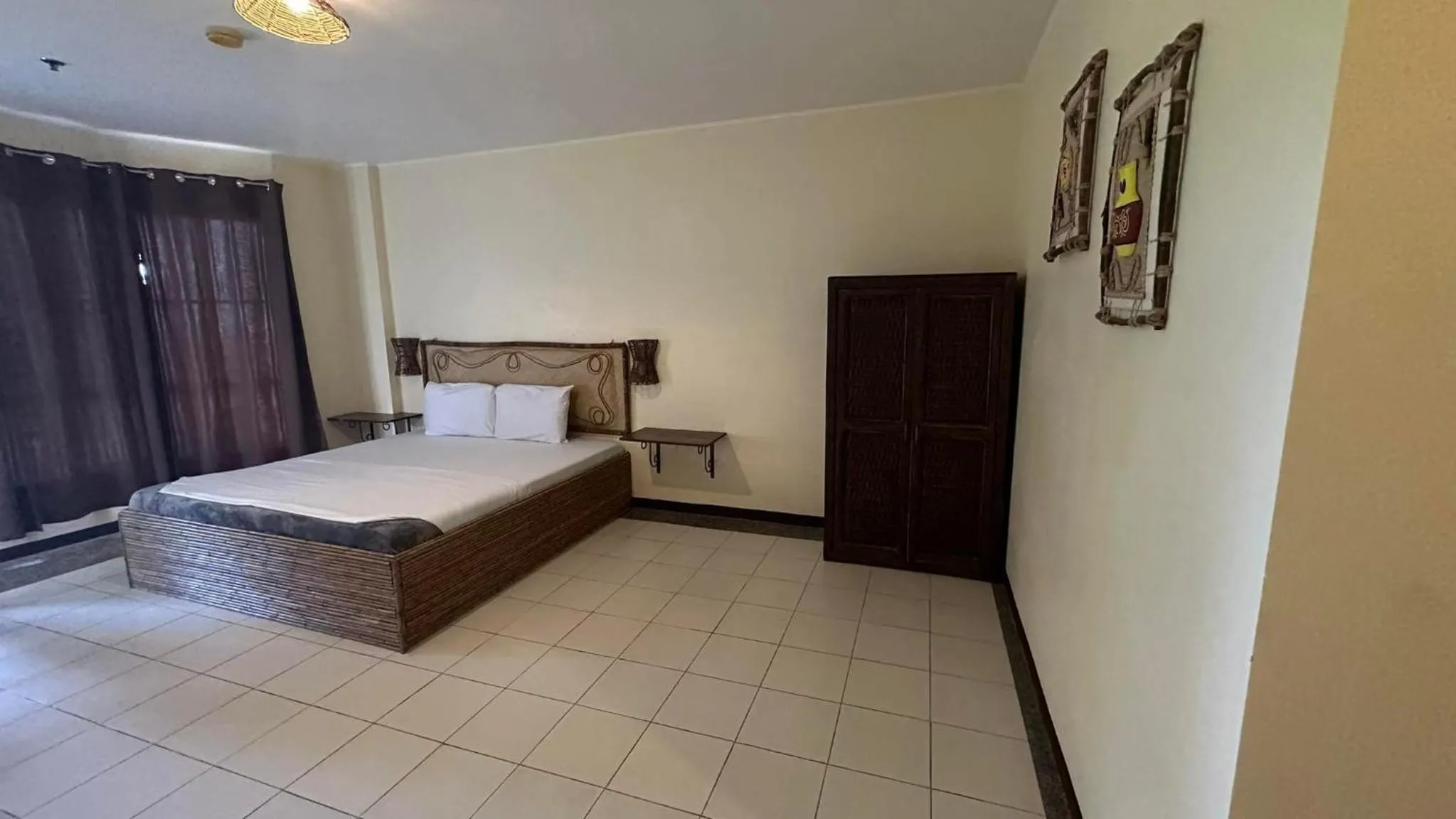 Bed in Alfonso Hotel