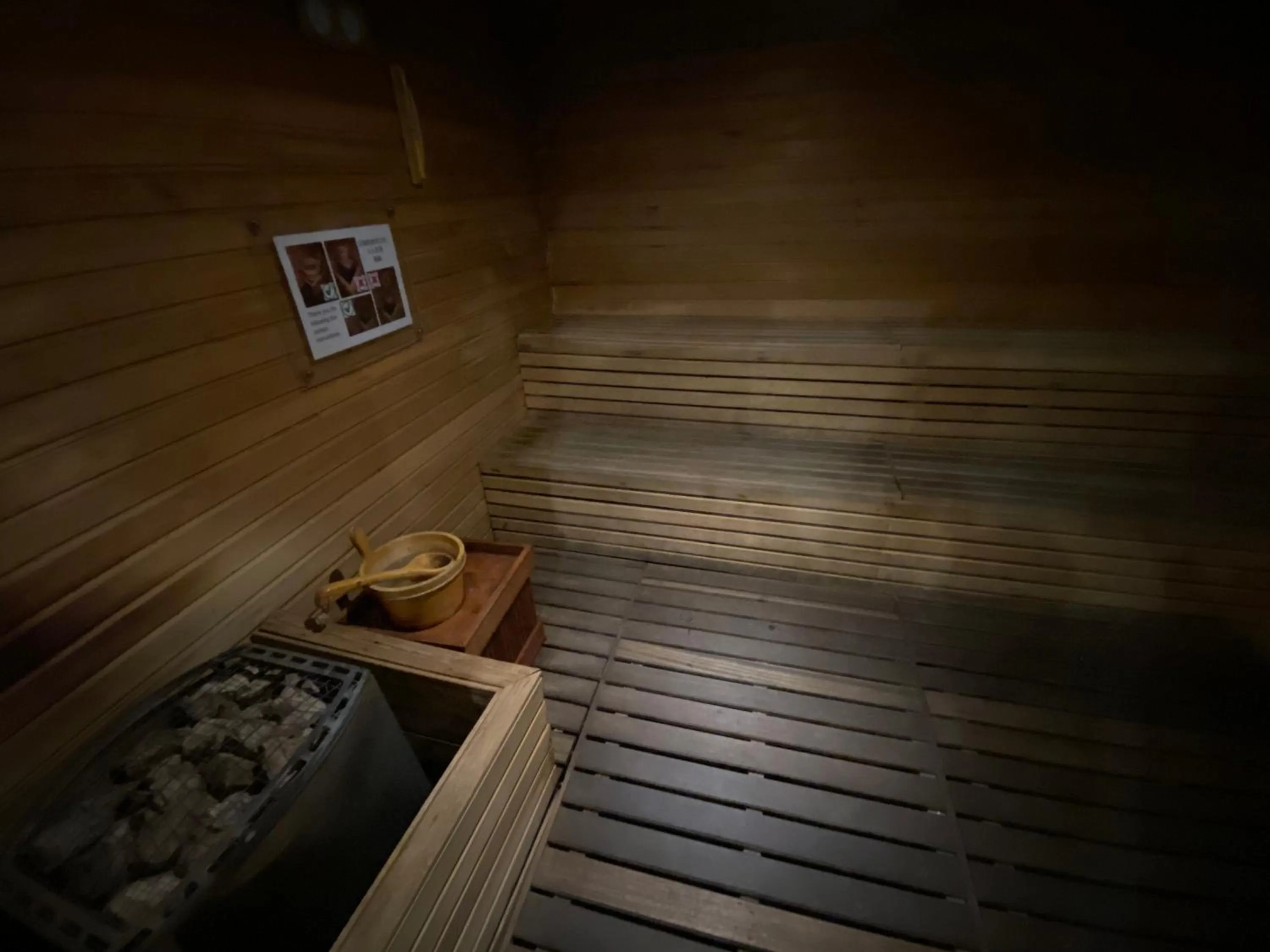 Sauna in Imperial Suites at Boulevard Mall