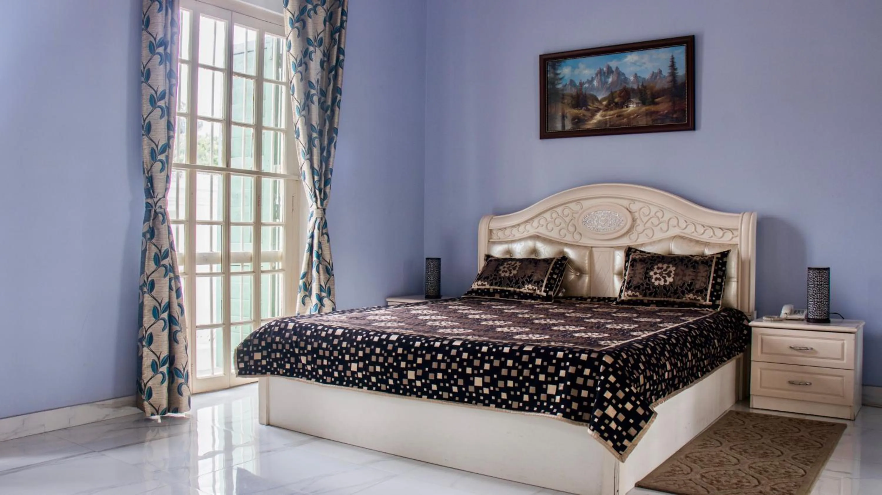 Bed in COSSIMBAZAR PALACE OF THE ROYS ( RAJBARI)