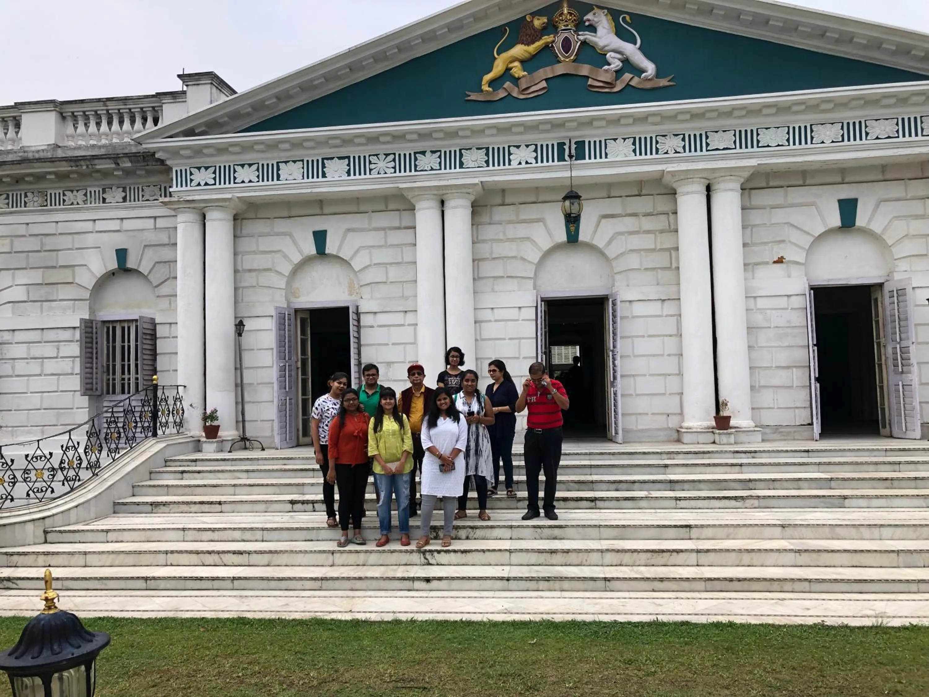 COSSIMBAZAR PALACE OF THE ROYS ( RAJBARI)