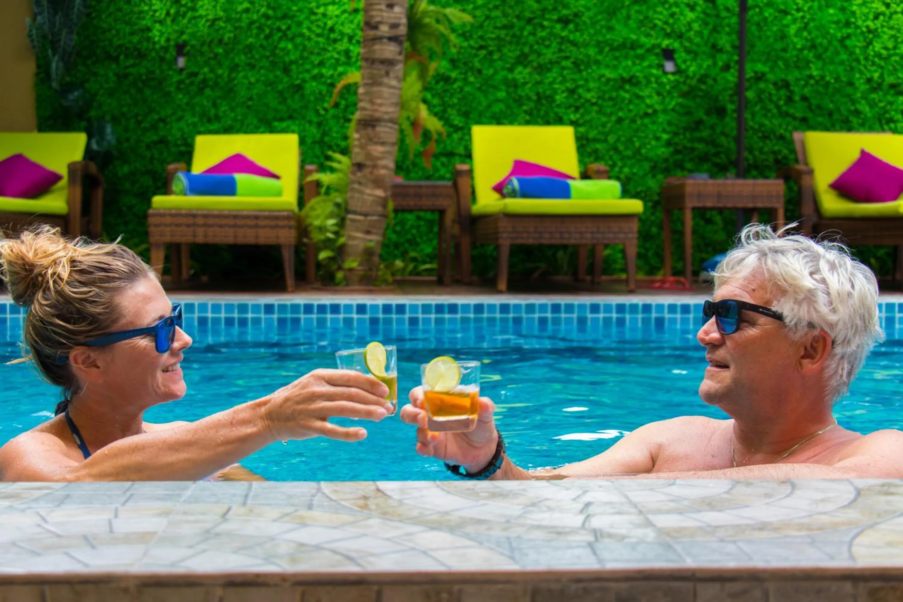 Swimming pool in Rosy Villa Hotel