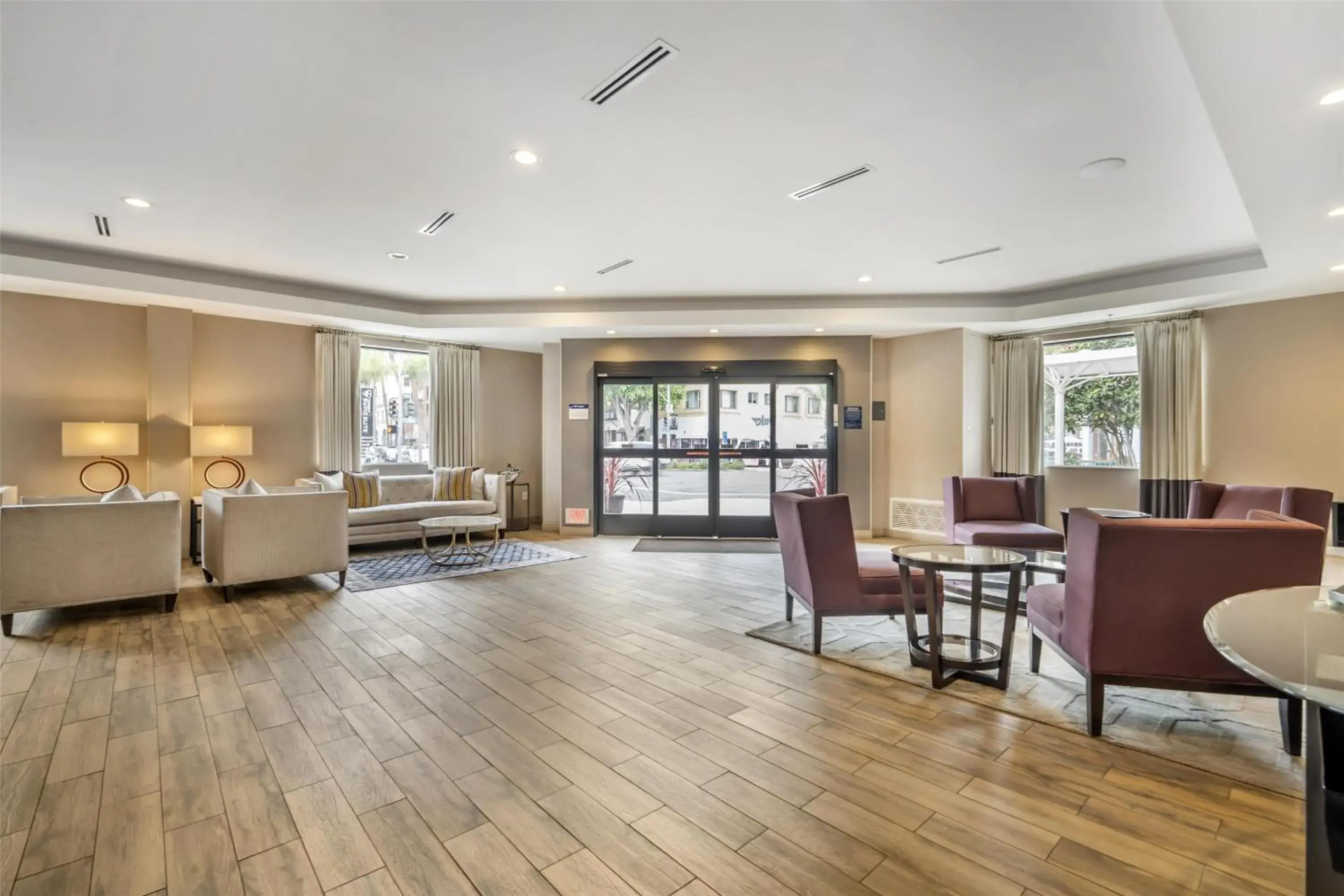 Lobby or reception in Best Western Plus Hotel at the Convention Center Lobby or reception in Best Western Plus Hotel at the Convention Center