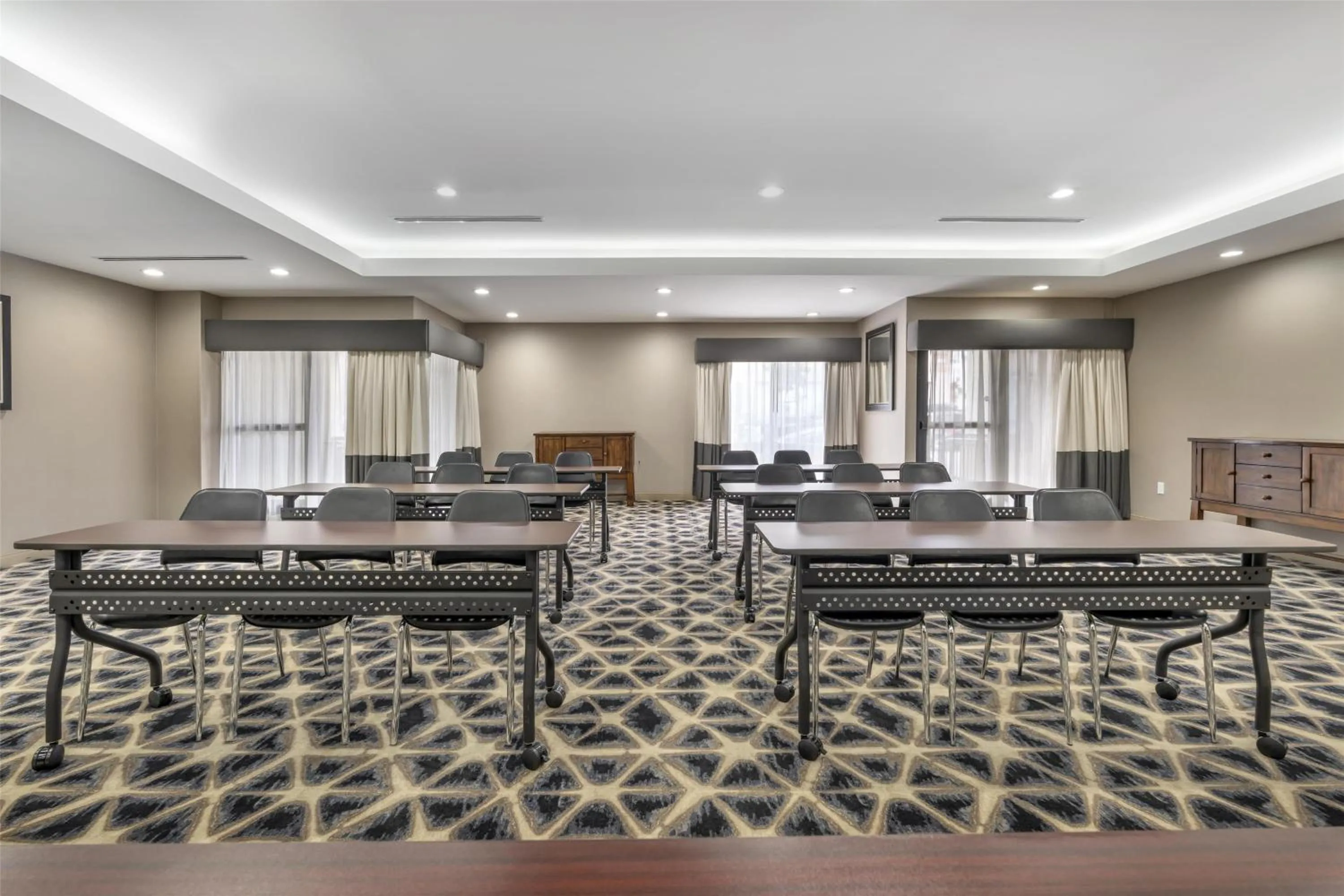 Meeting/conference room in Best Western Plus Hotel at the Convention Center