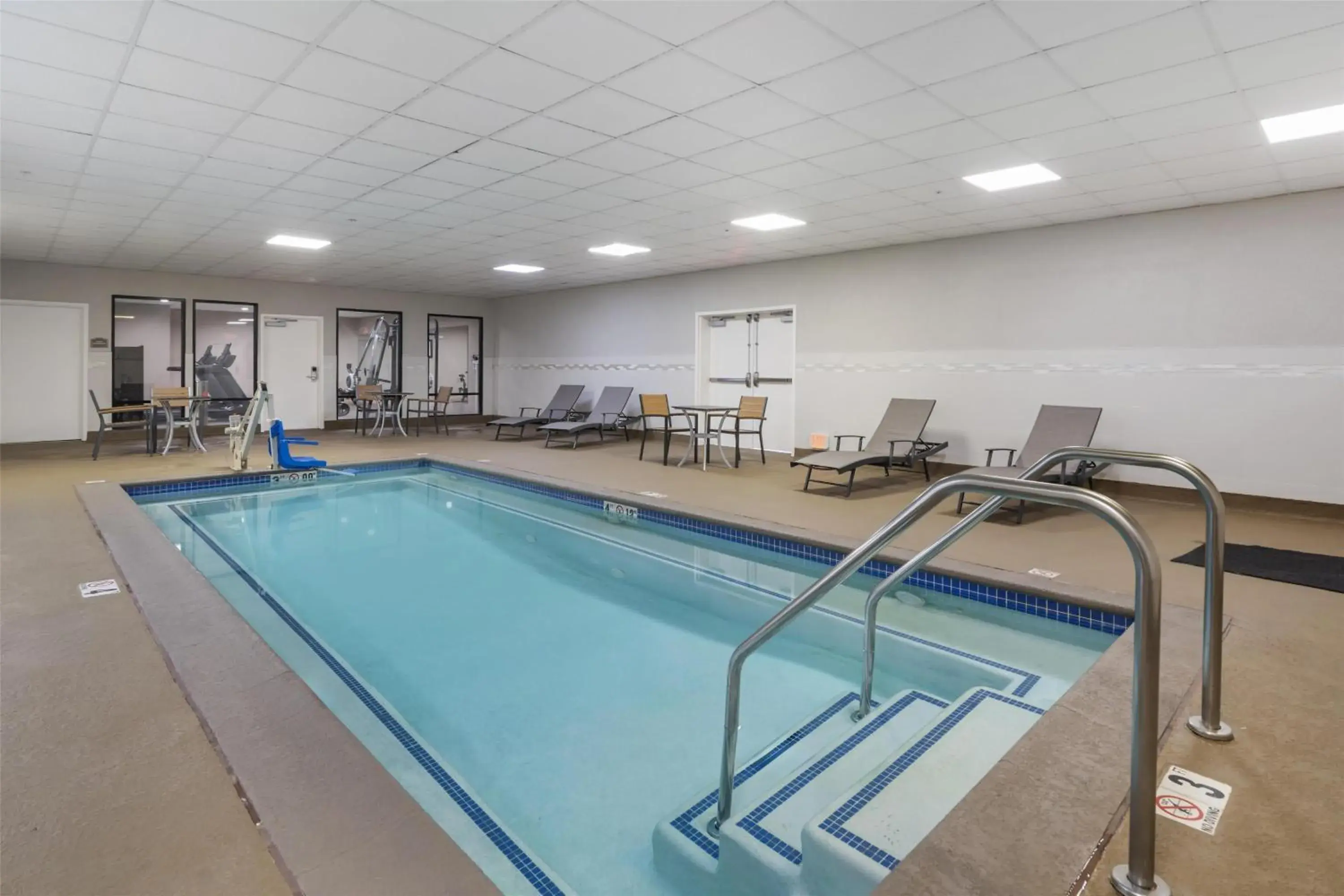 Pool view in Best Western Plus Hotel at the Convention Center Pool view in Best Western Plus Hotel at the Convention Center