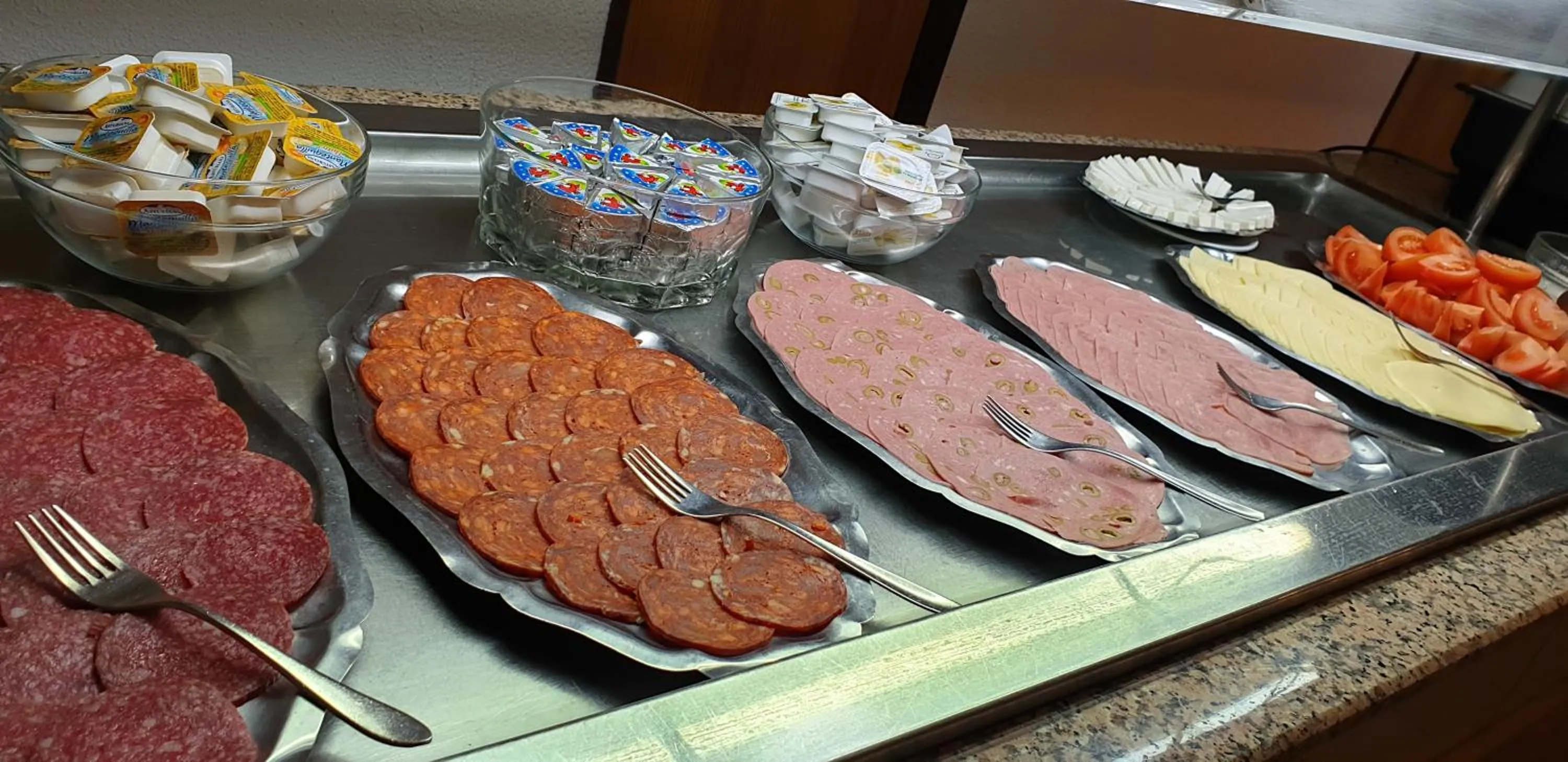 Continental breakfast in Soller Garden