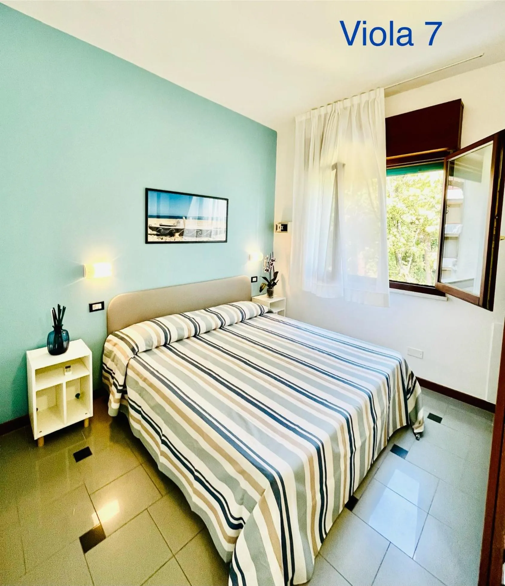 Bed in Residence Aries