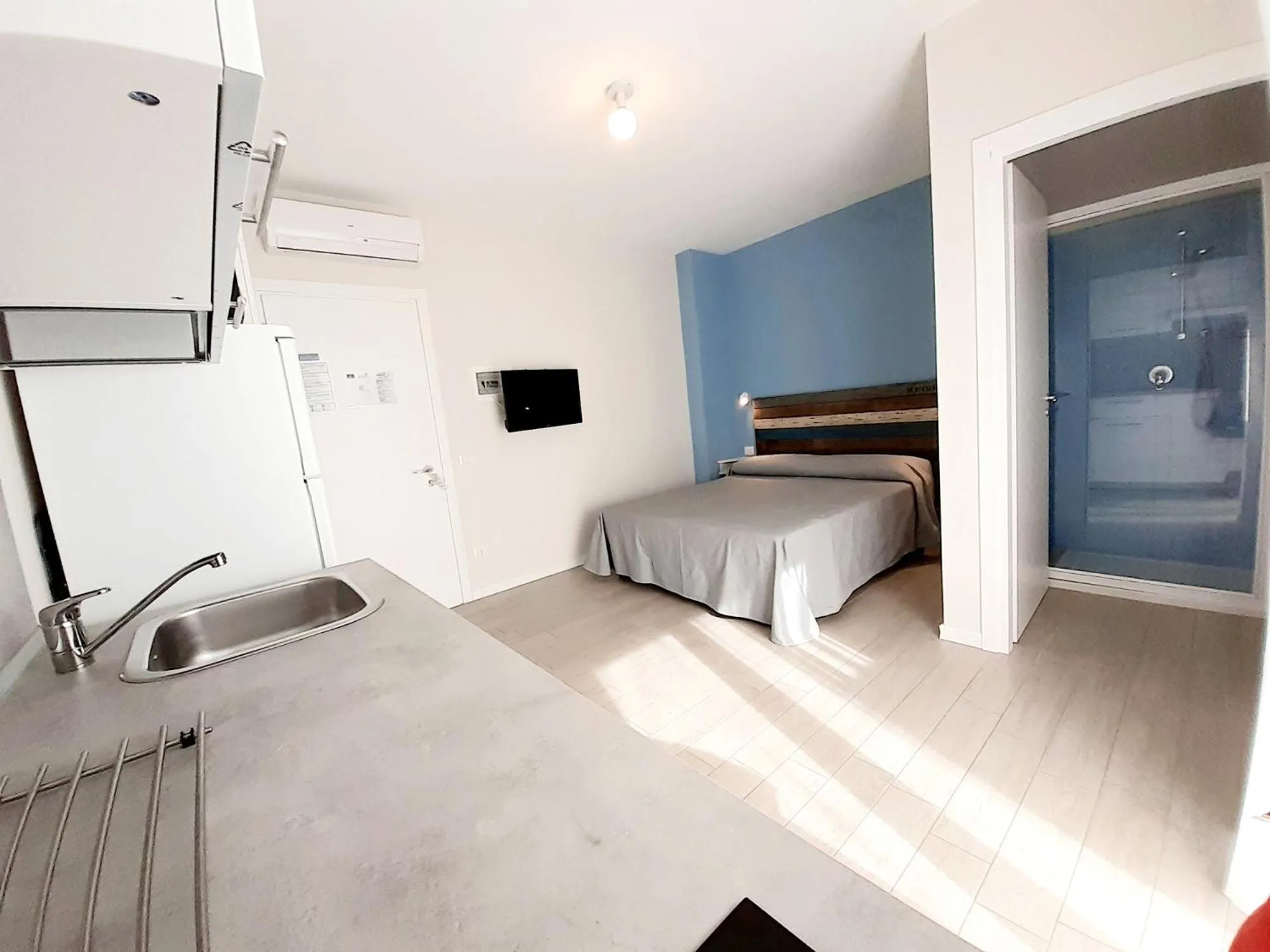 Bed in Residence Aries