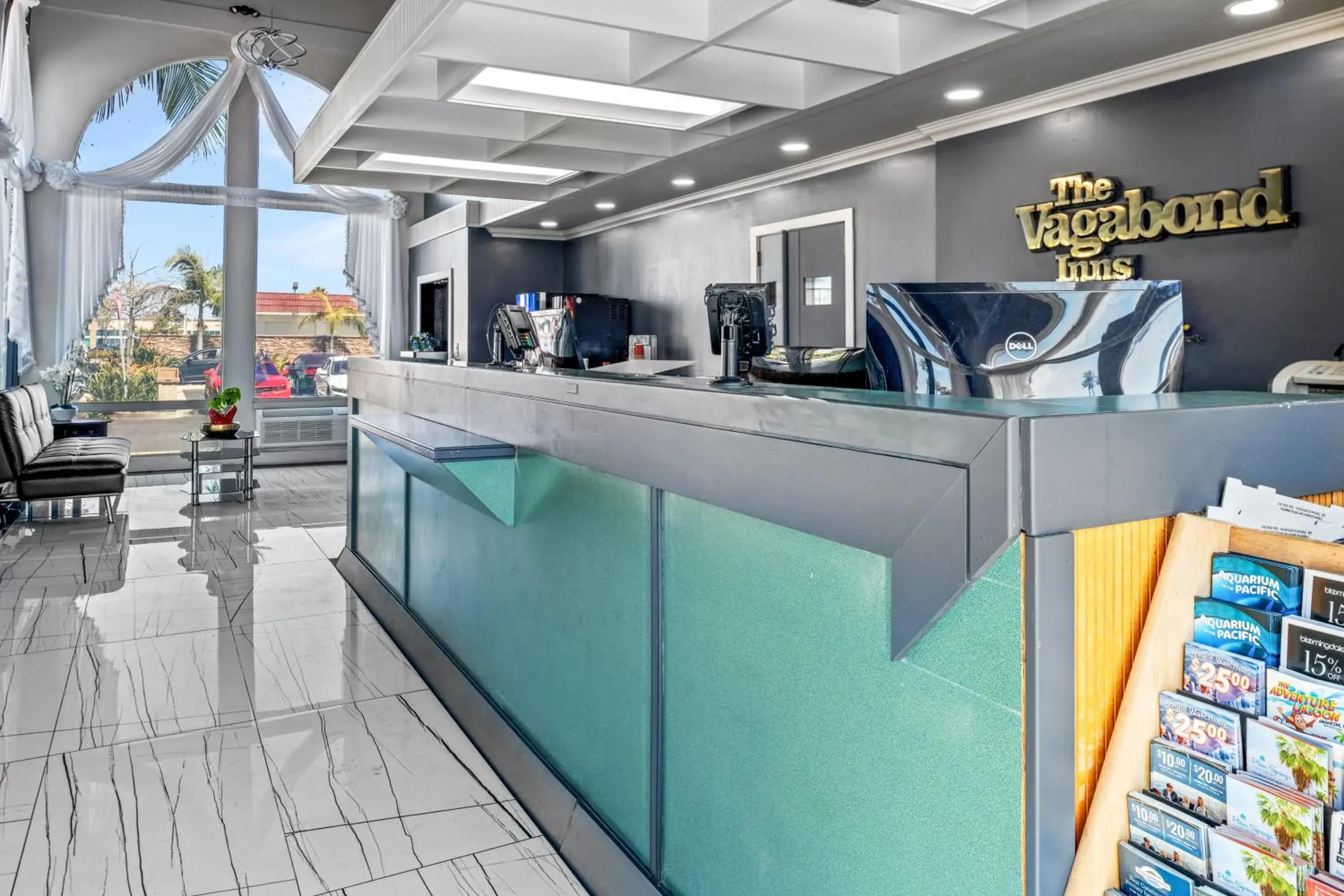 Lobby or reception in Vagabond Inn Costa Mesa Lobby or reception in Vagabond Inn Costa Mesa