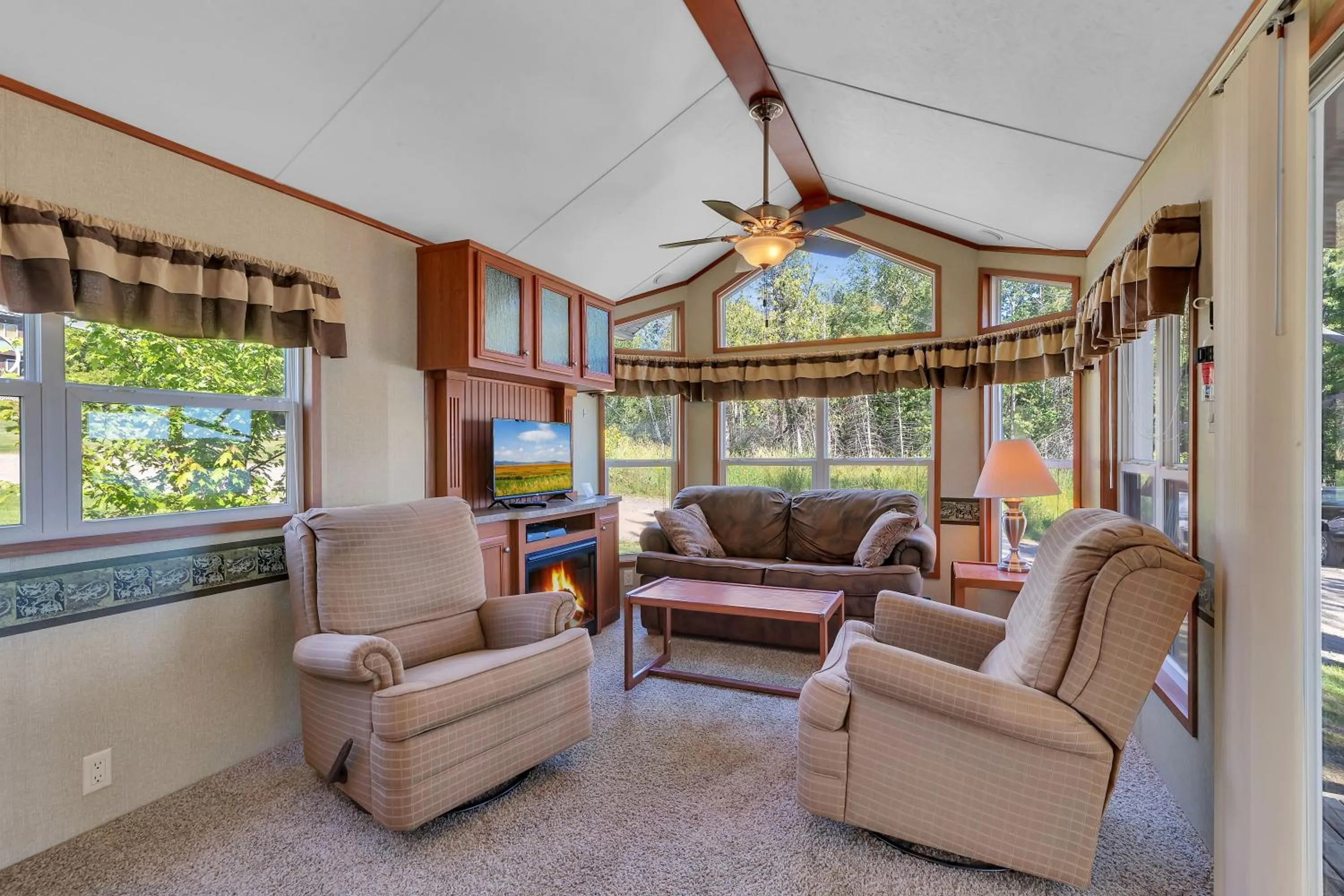 Living room in Blue Moon Resort & Motel