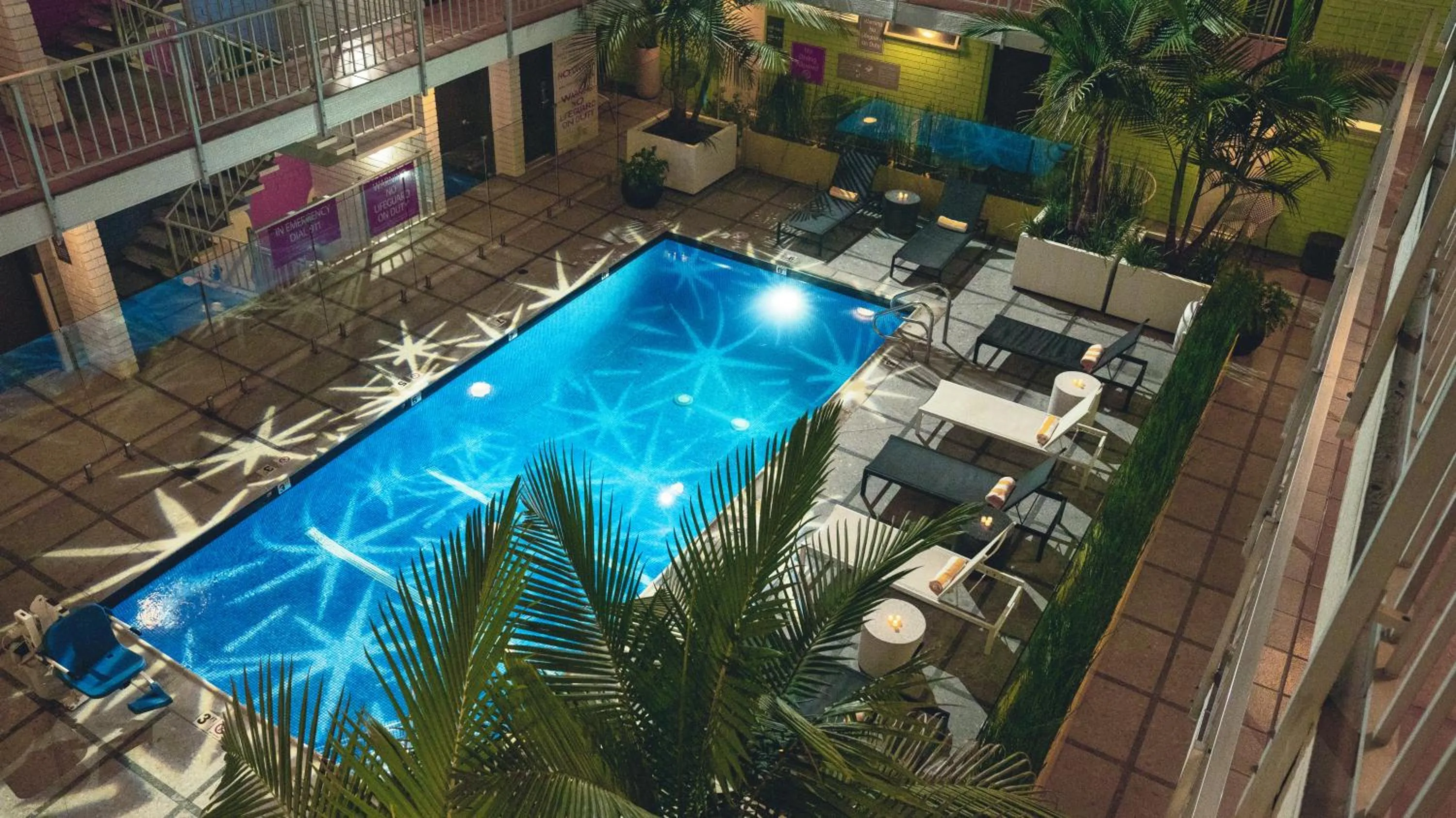 Patio in The Hollywood Franklin Hotel near Universal Studios