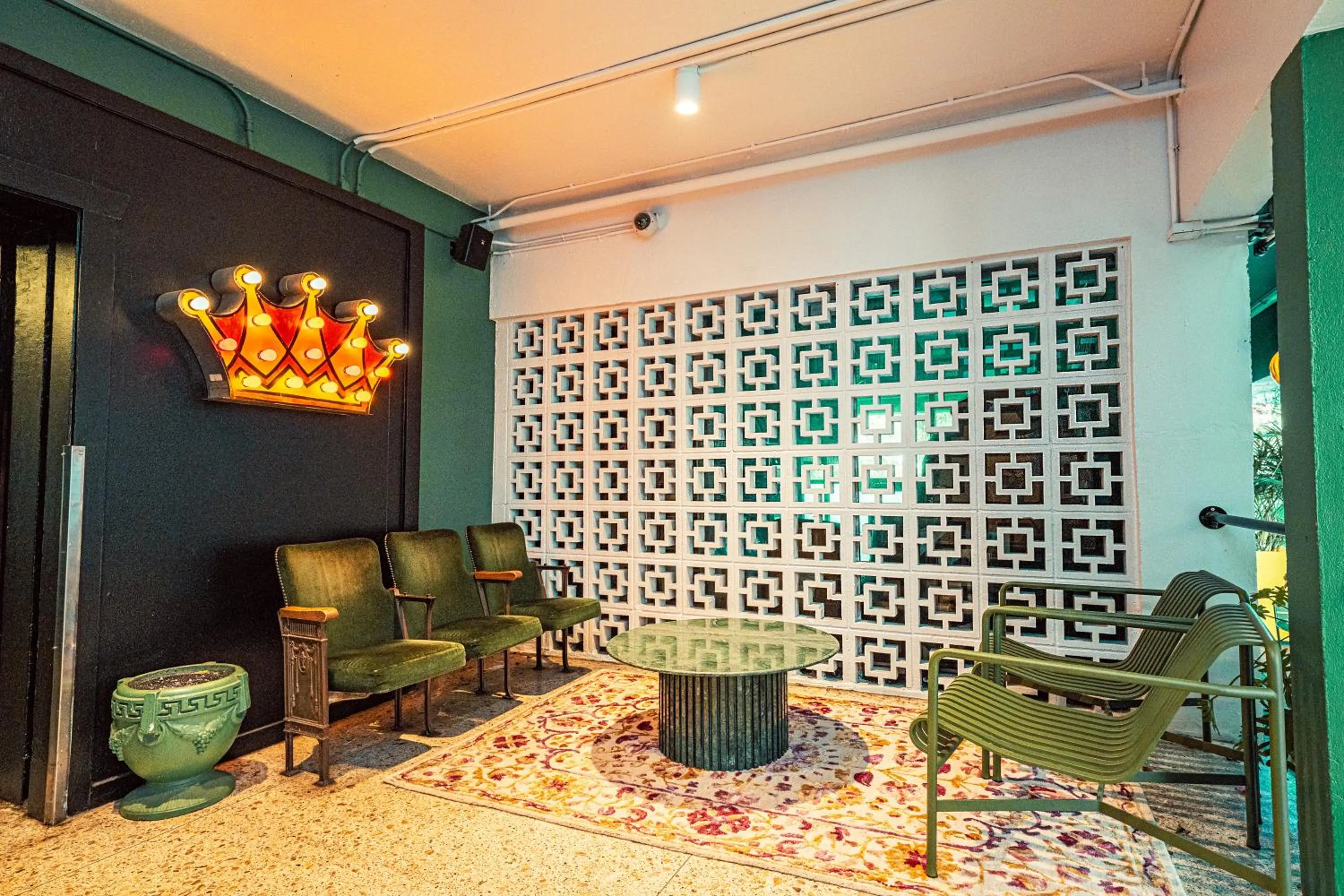 Property building in The Hollywood Franklin Hotel near Universal Studios